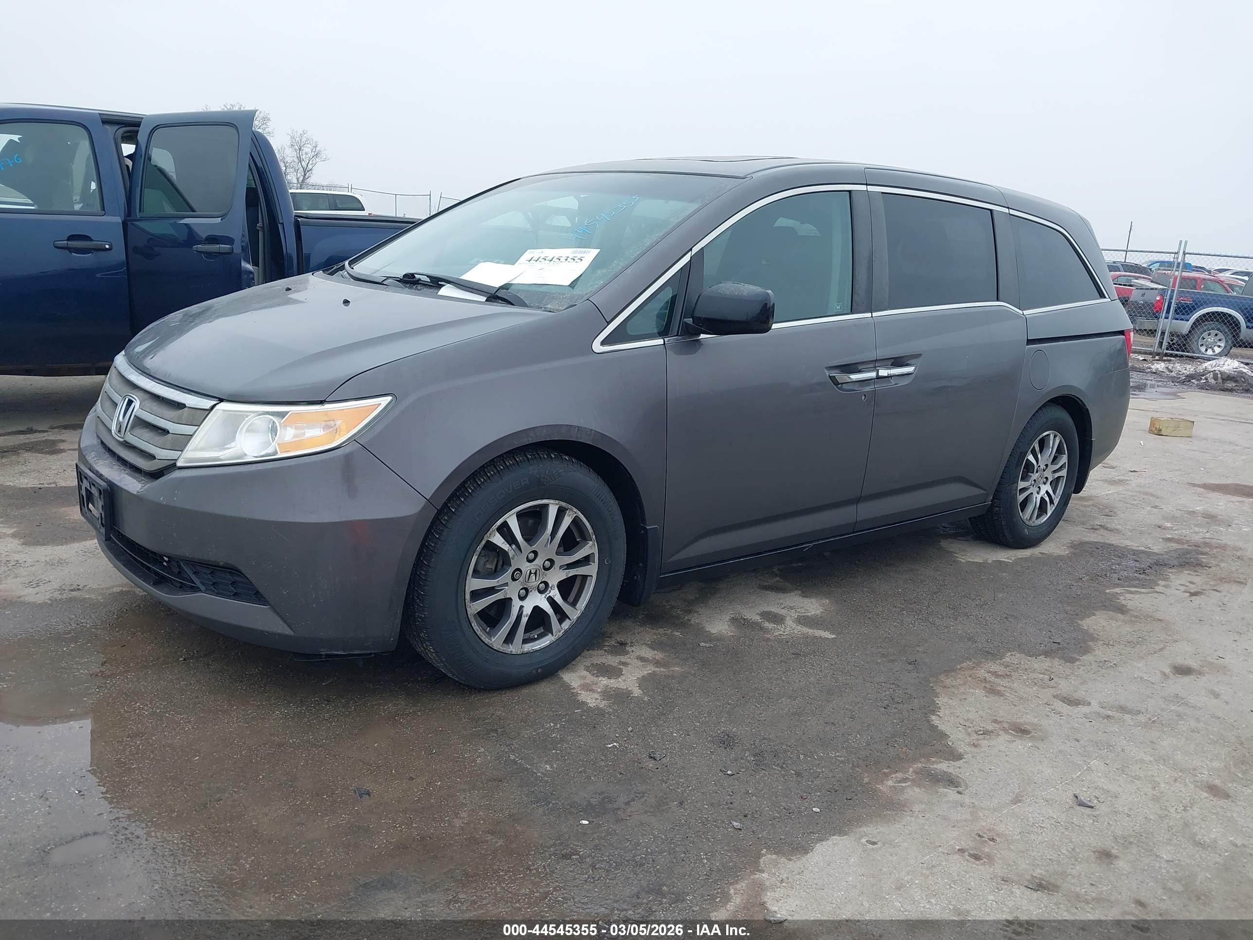 HONDA ODYSSEY image 2
