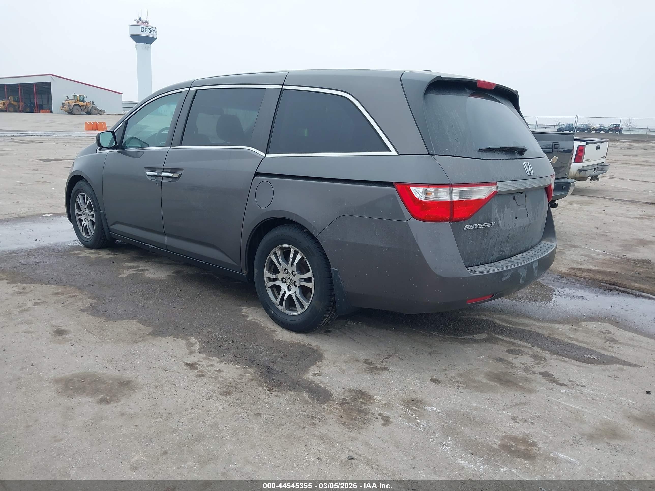 HONDA ODYSSEY image 3