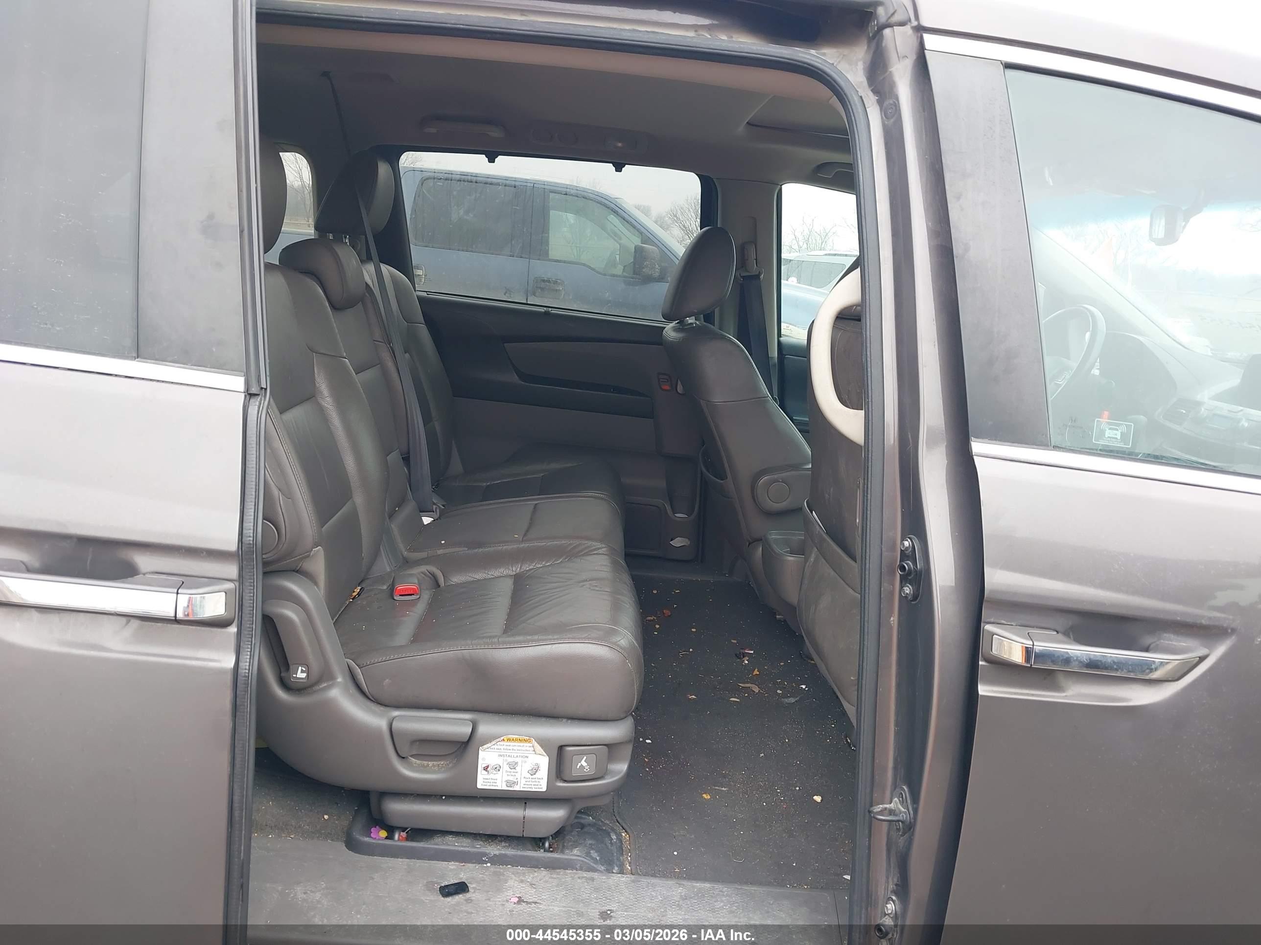 HONDA ODYSSEY image 8