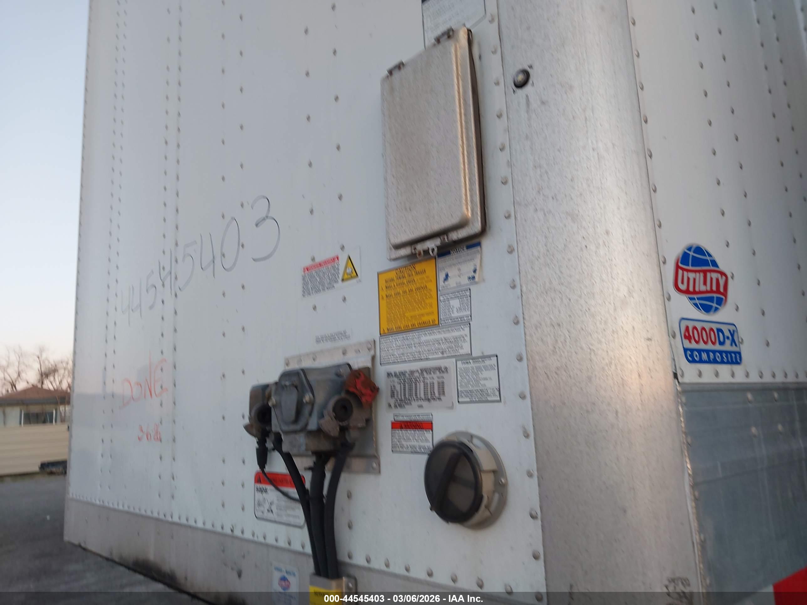 UTILITY TRAILER image 10