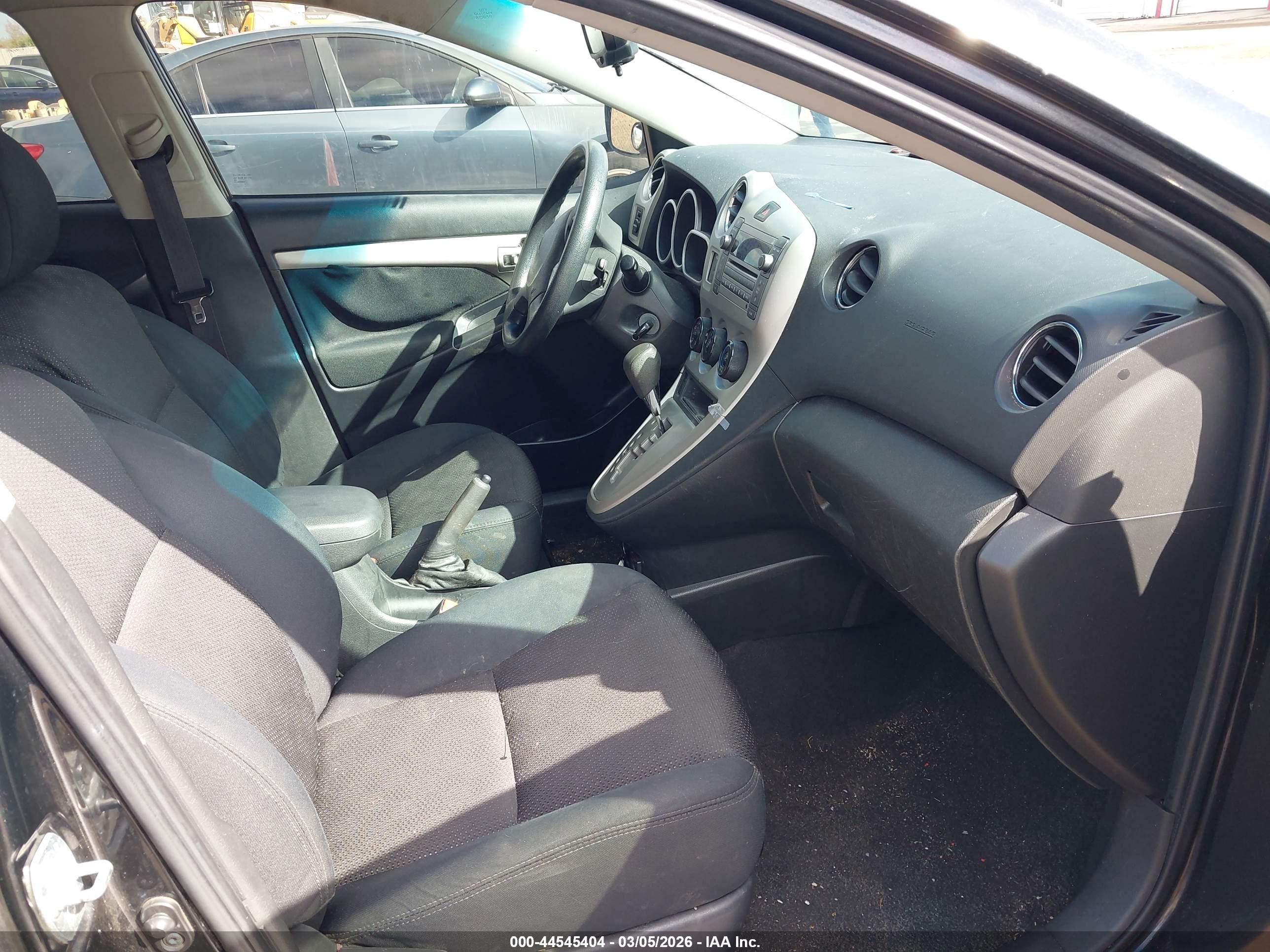 PONTIAC VIBE image 5