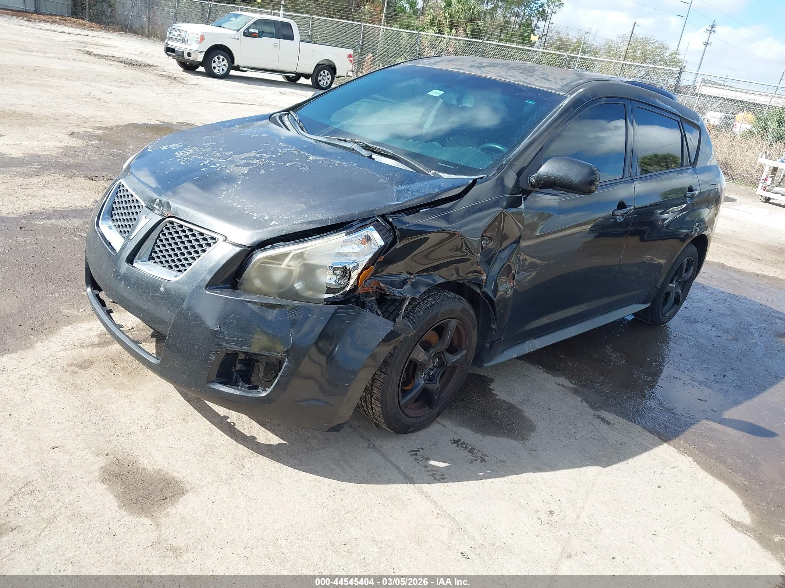 PONTIAC VIBE image 6