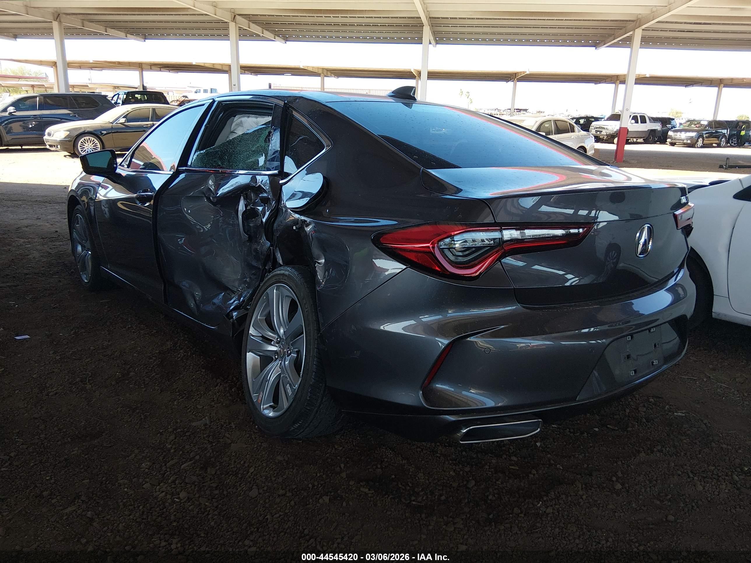 ACURA TLX image 3
