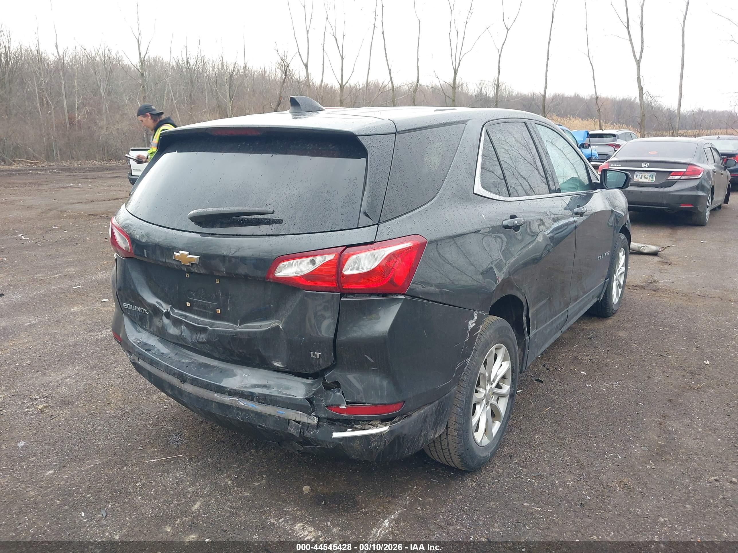 CHEVROLET EQUINOX image 4