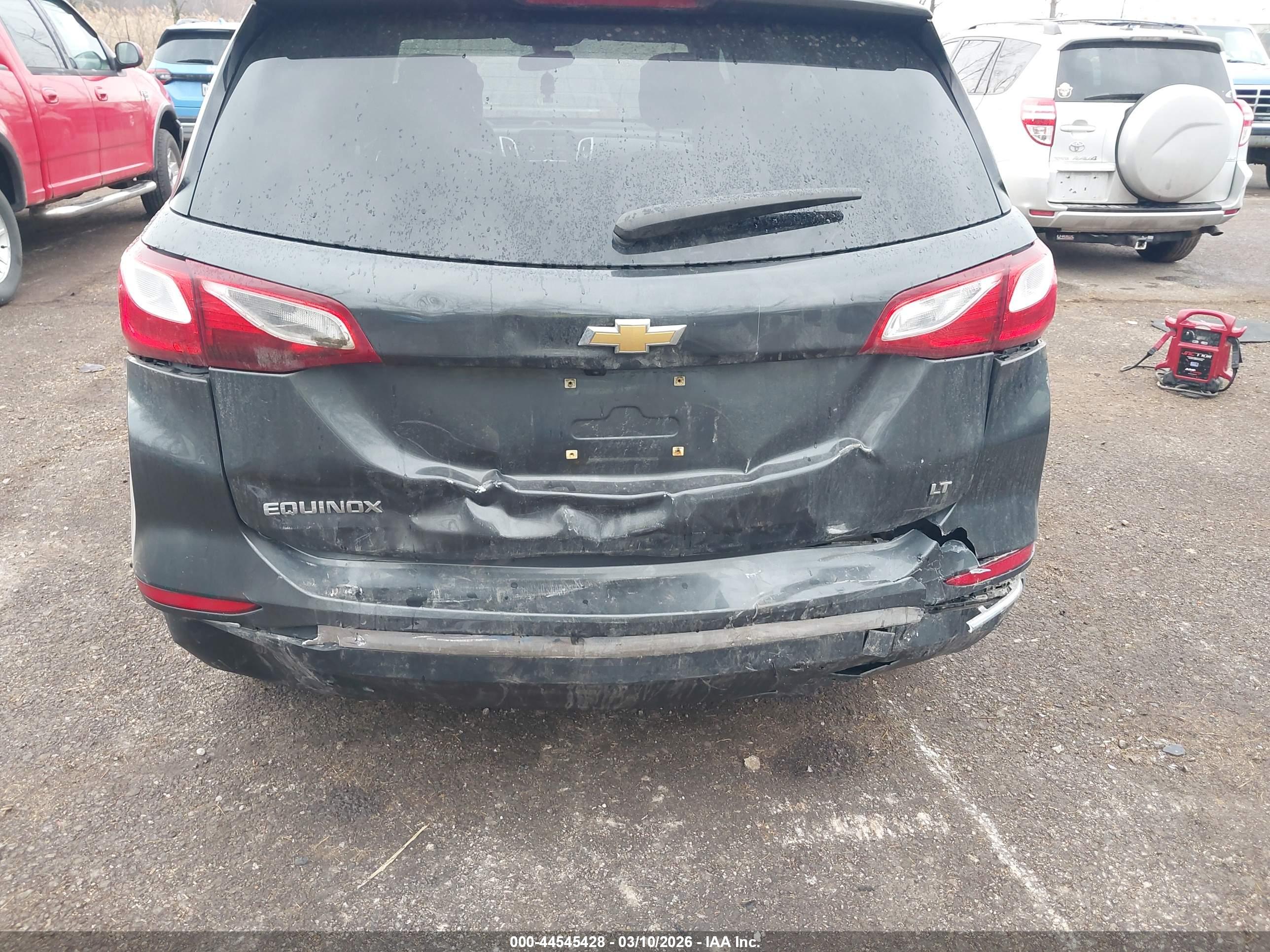 CHEVROLET EQUINOX image 6