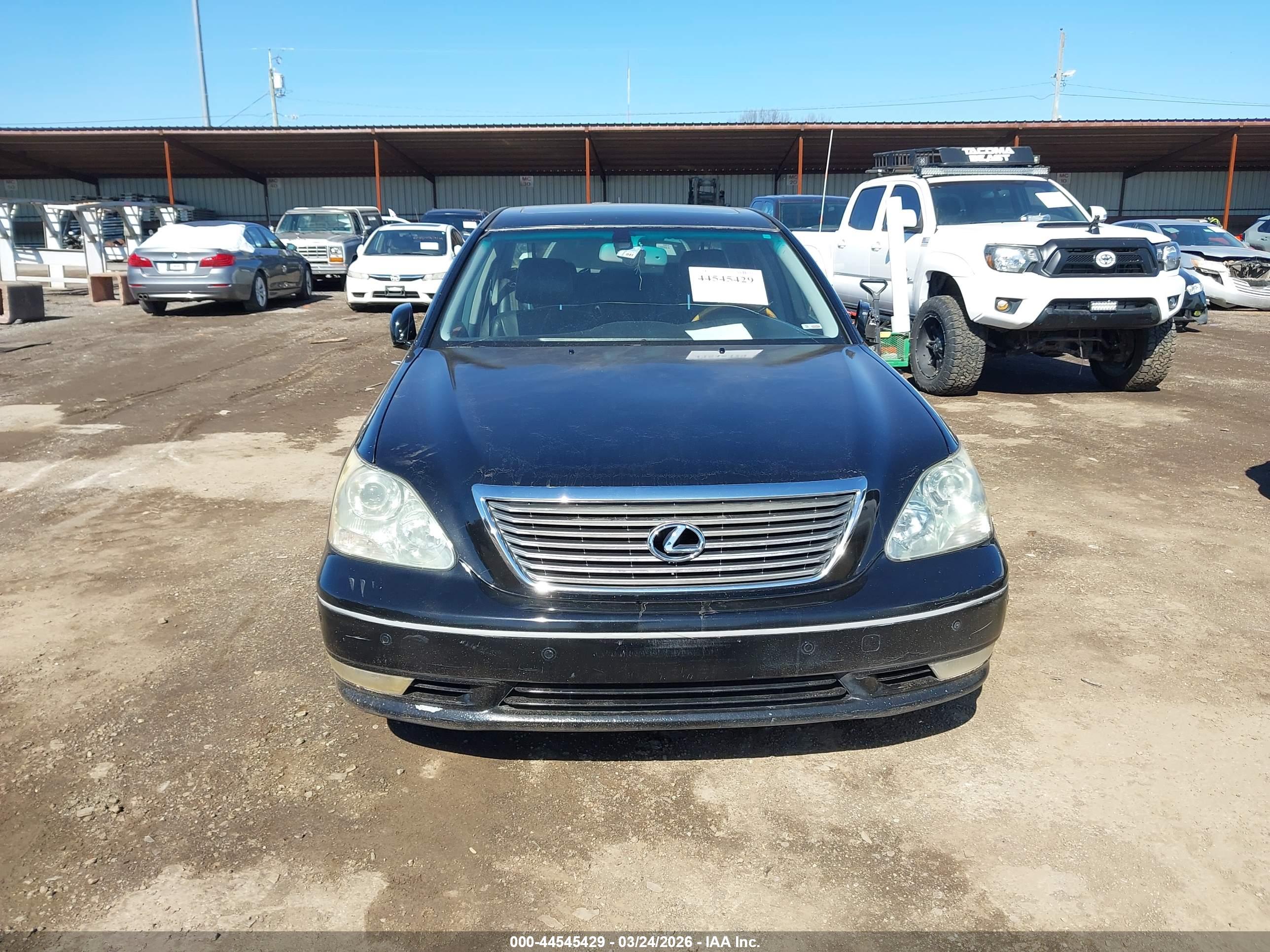 LEXUS LS image 6