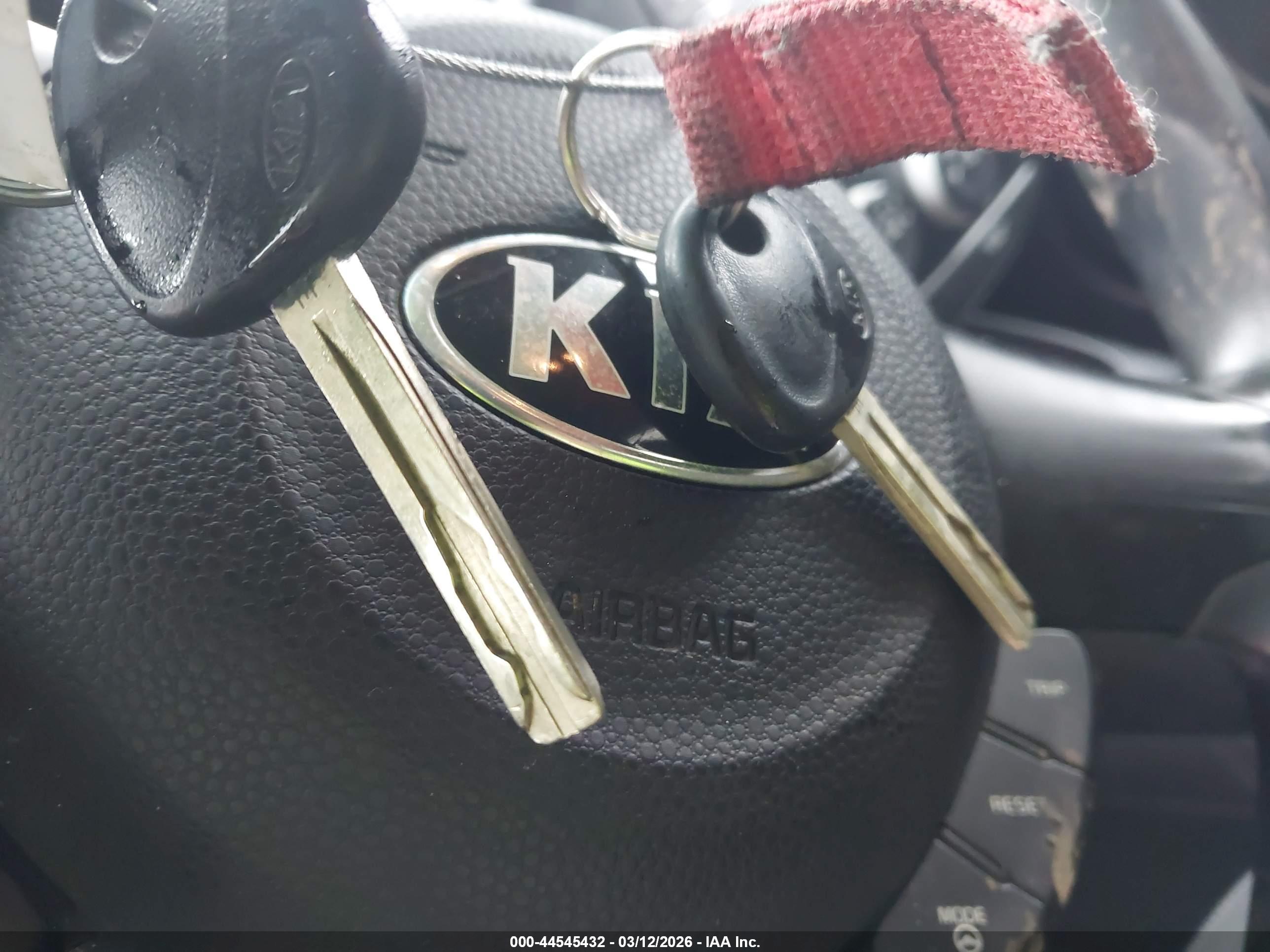 KIA SOUL image 11