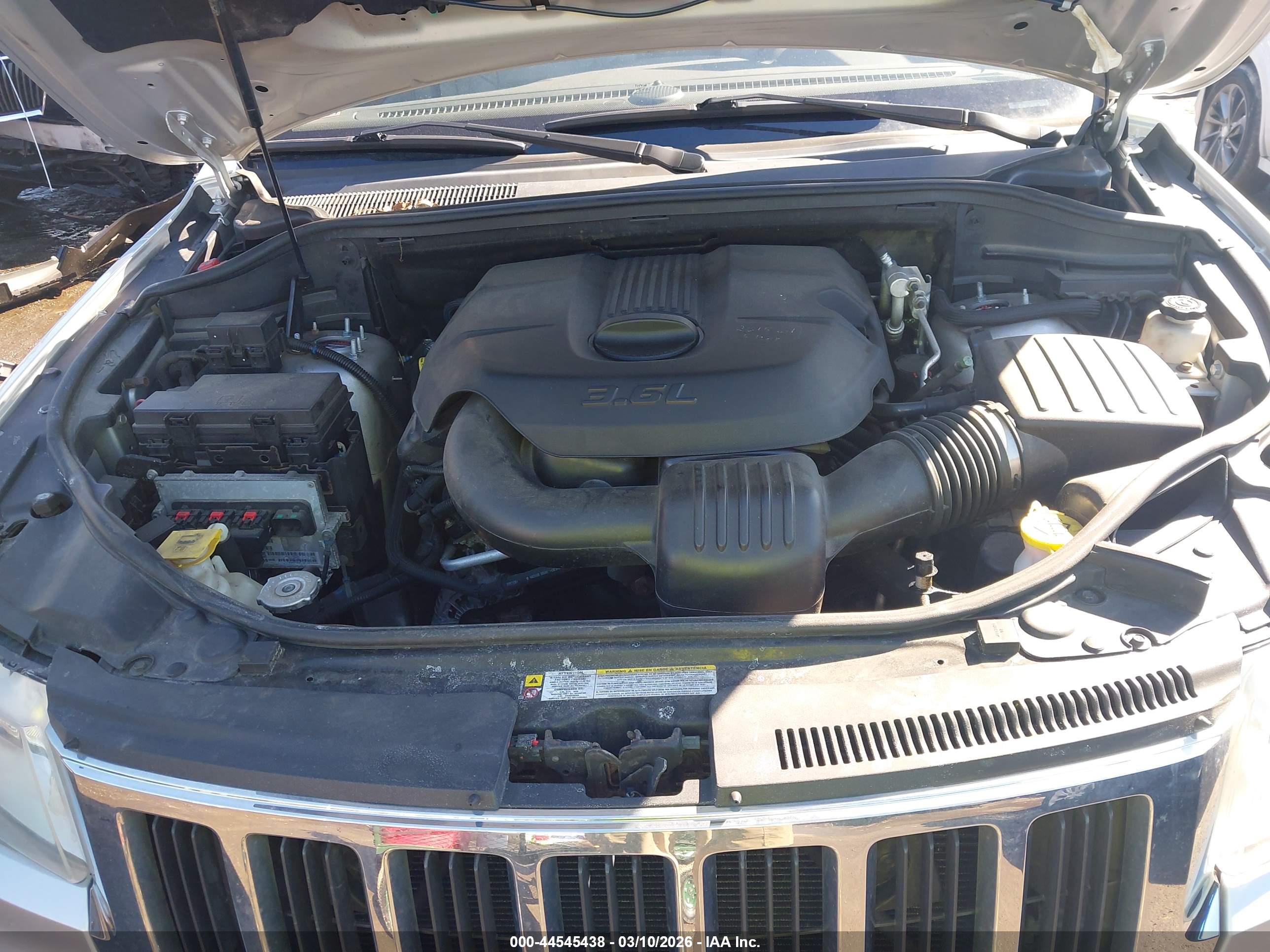 JEEP GRAND image 10