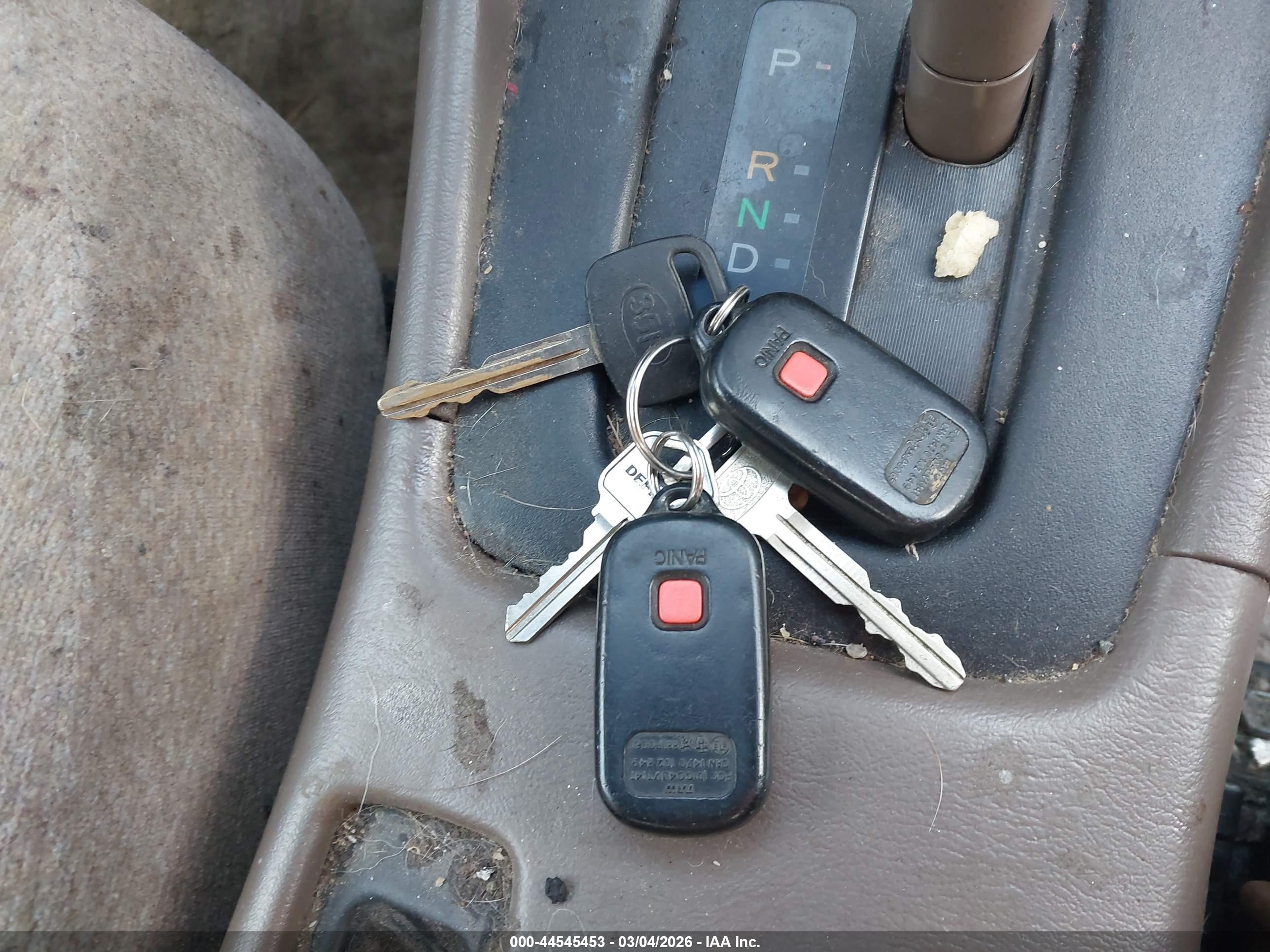 TOYOTA CAMRY image 11