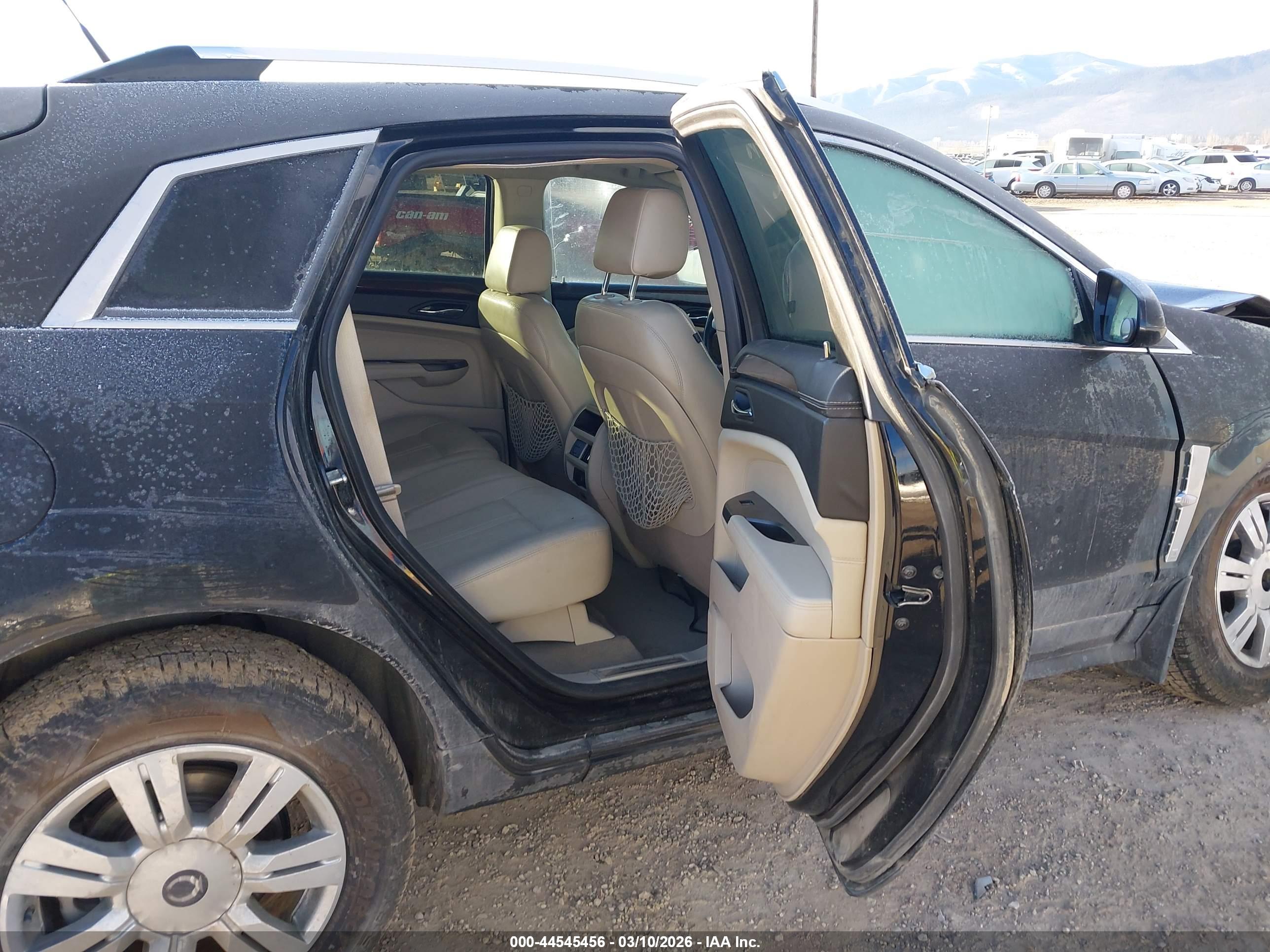 CADILLAC SRX image 8