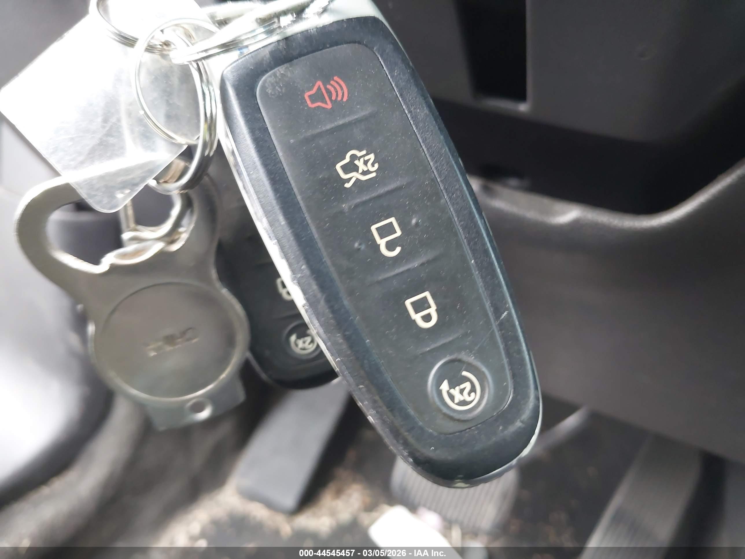 FORD EXPLORER image 11