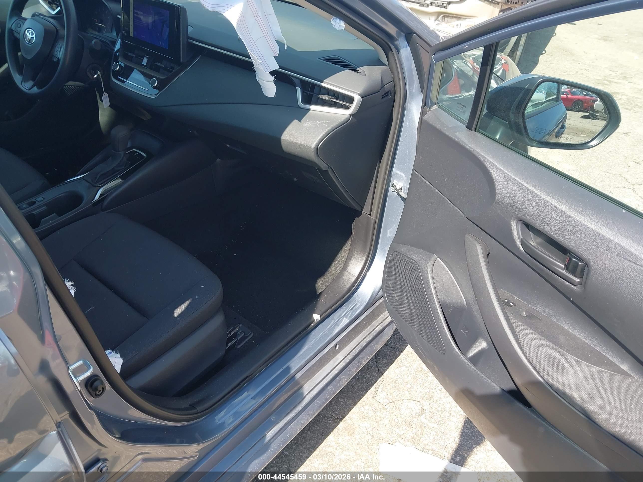 TOYOTA COROLLA image 5