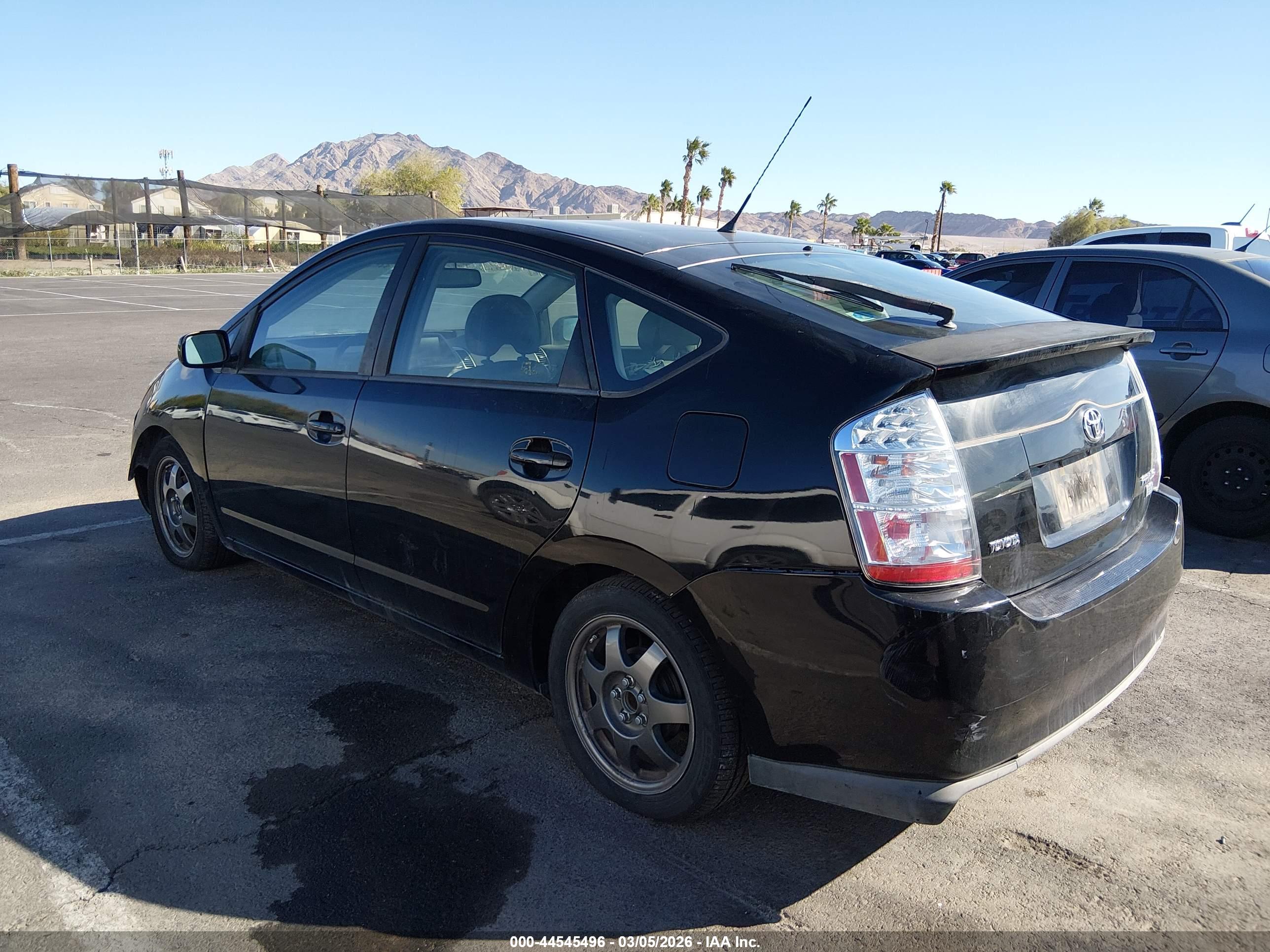 TOYOTA PRIUS image 3