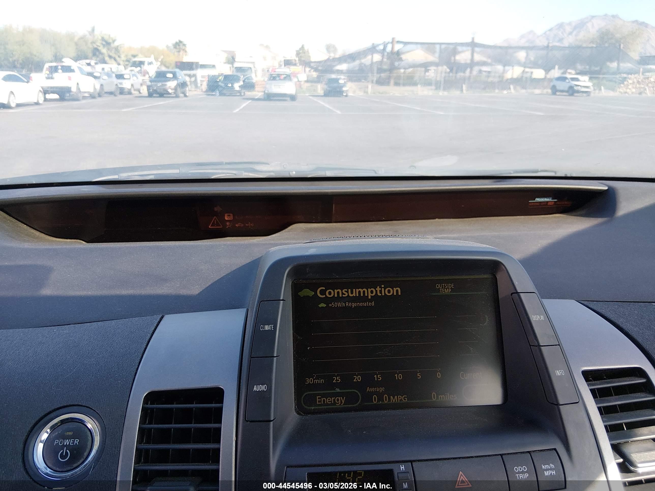 TOYOTA PRIUS image 7