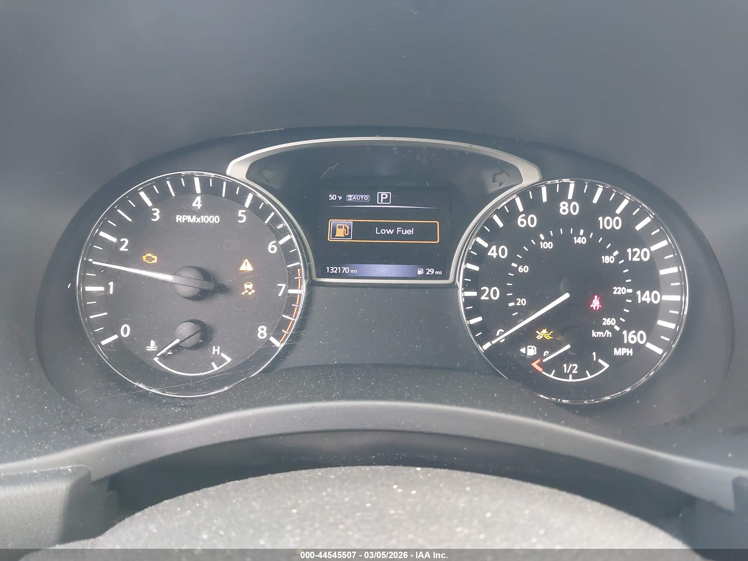 NISSAN PATHFINDER image 7