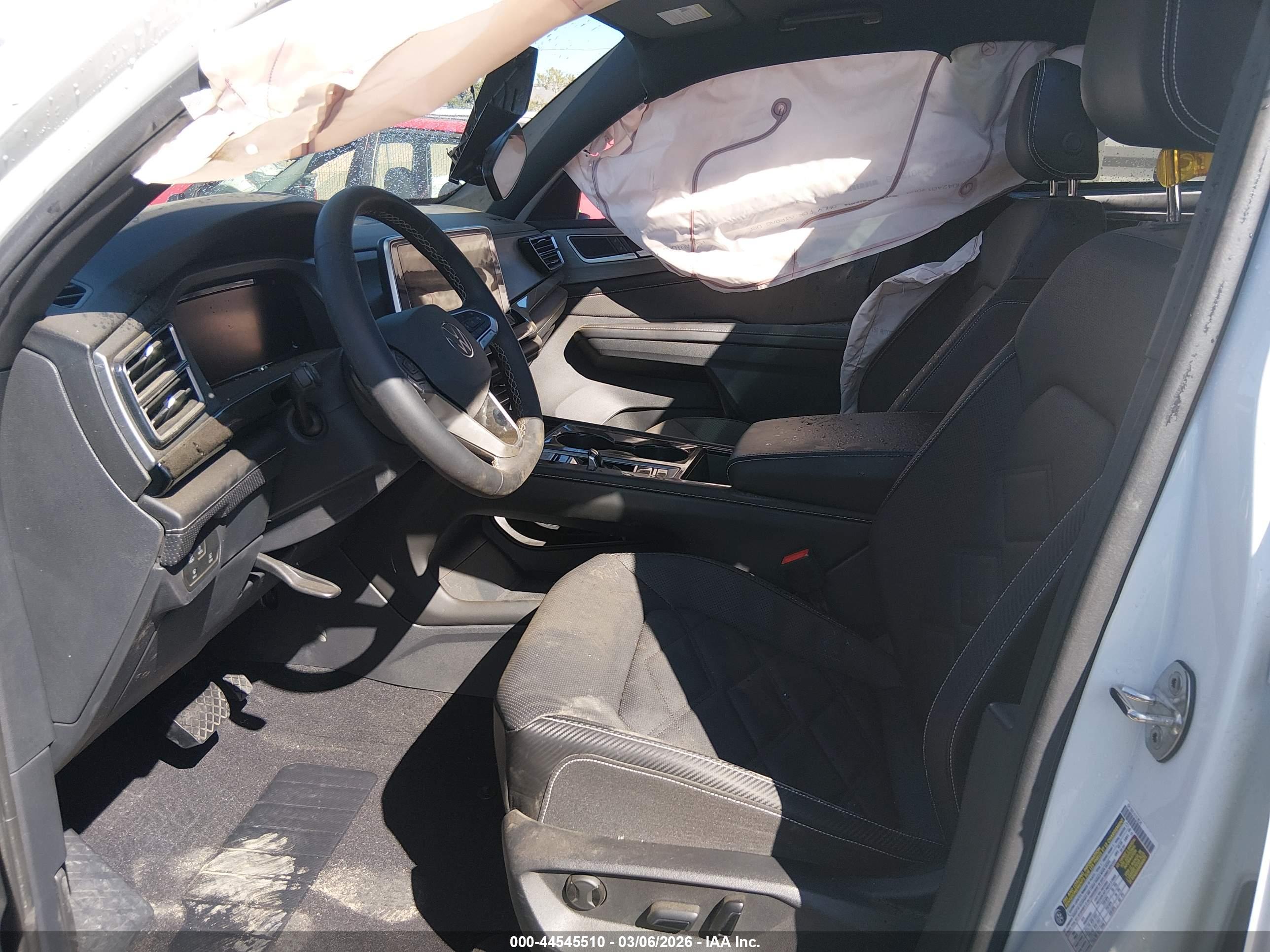 VOLKSWAGEN ATLAS image 5