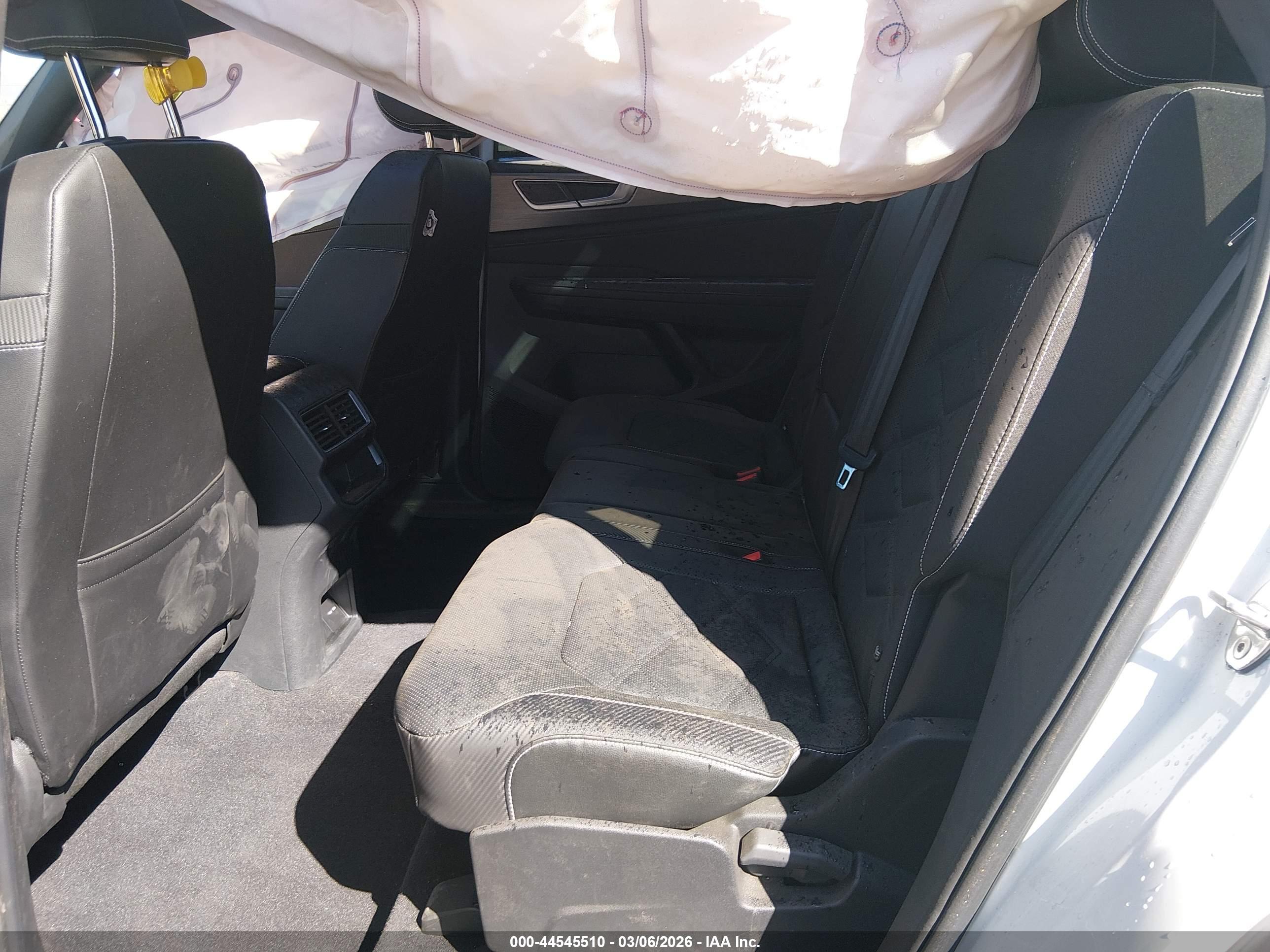VOLKSWAGEN ATLAS image 8