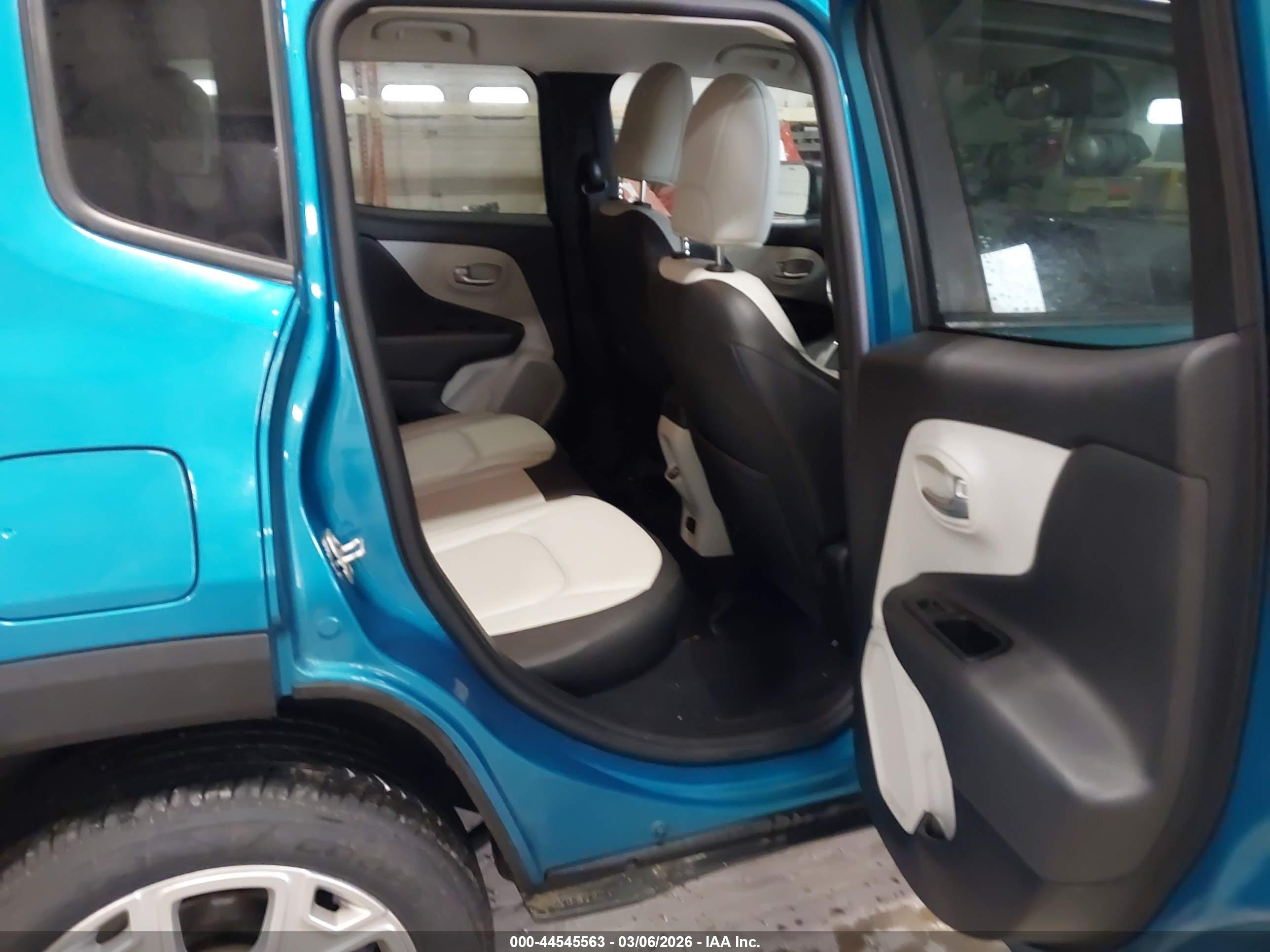 JEEP RENEGADE image 8