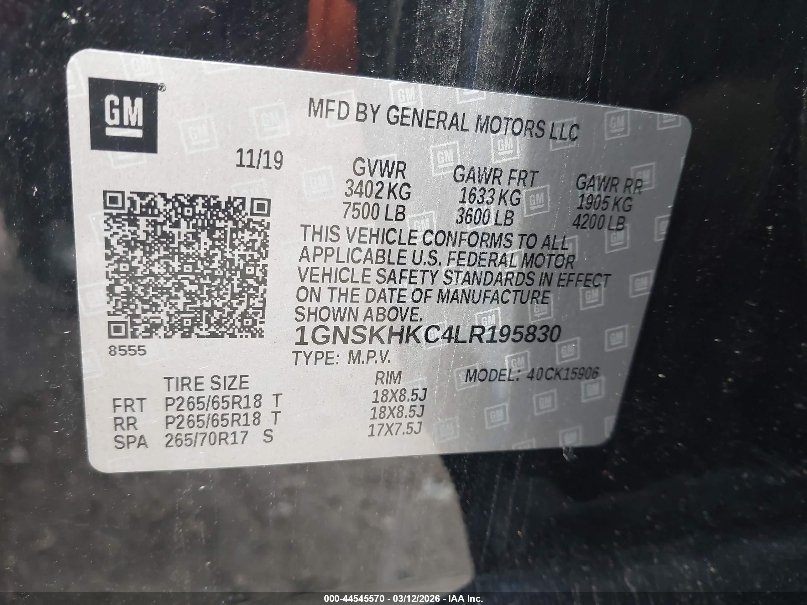 CHEVROLET SUBURBAN image 9