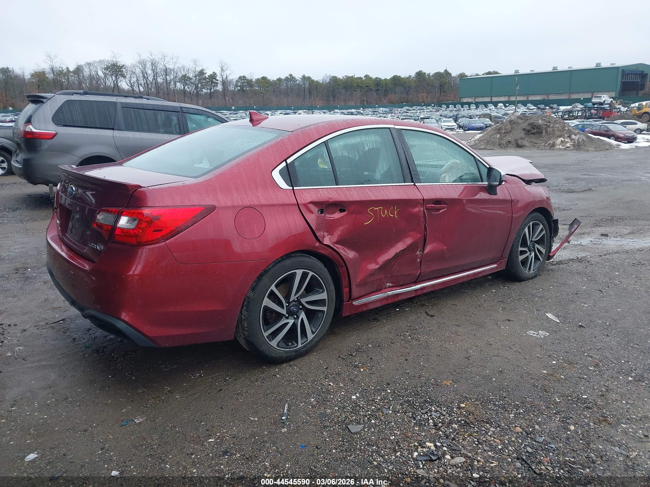 SUBARU LEGACY image 4