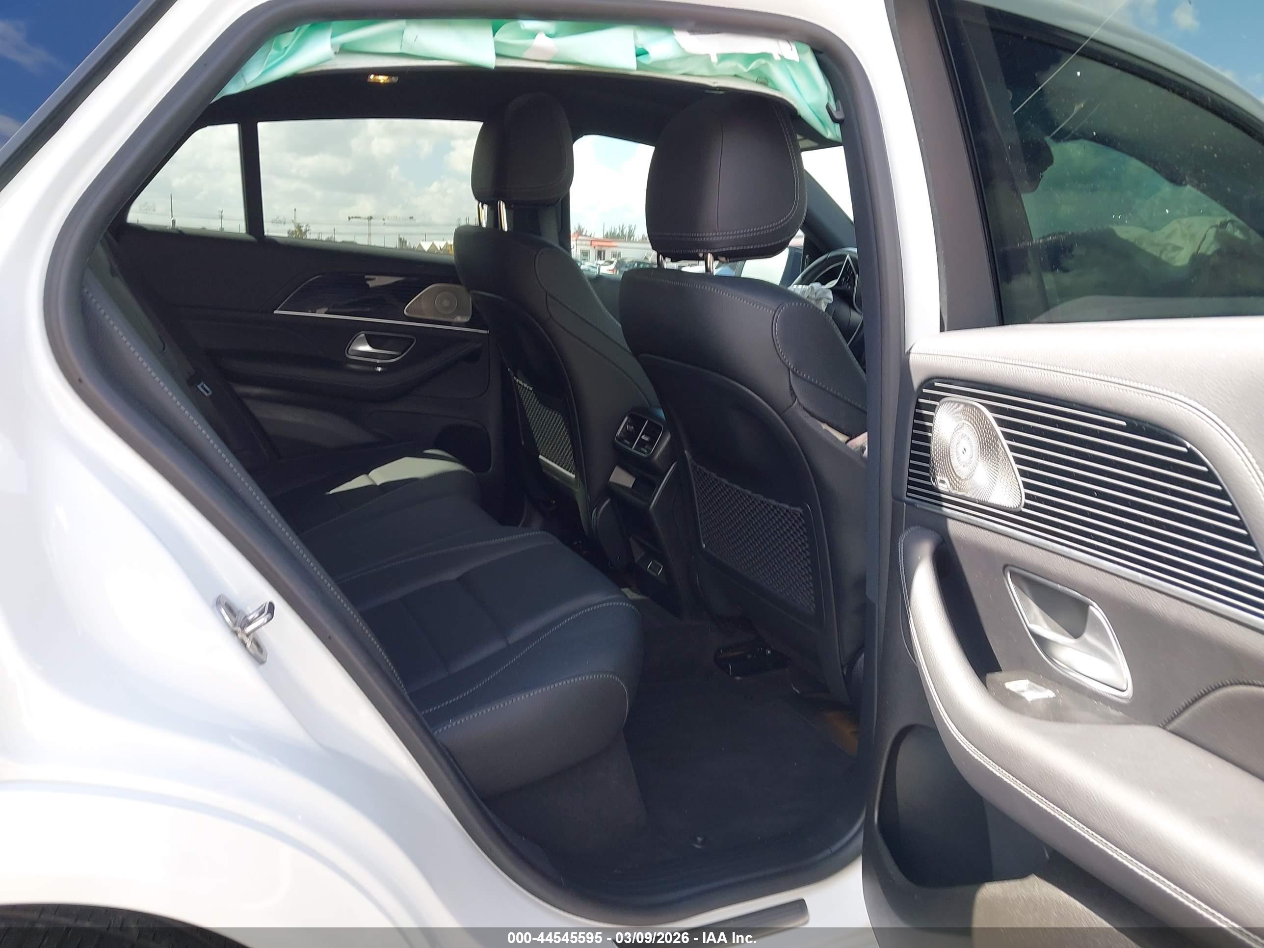 MERCEDES-BENZ GLE image 8