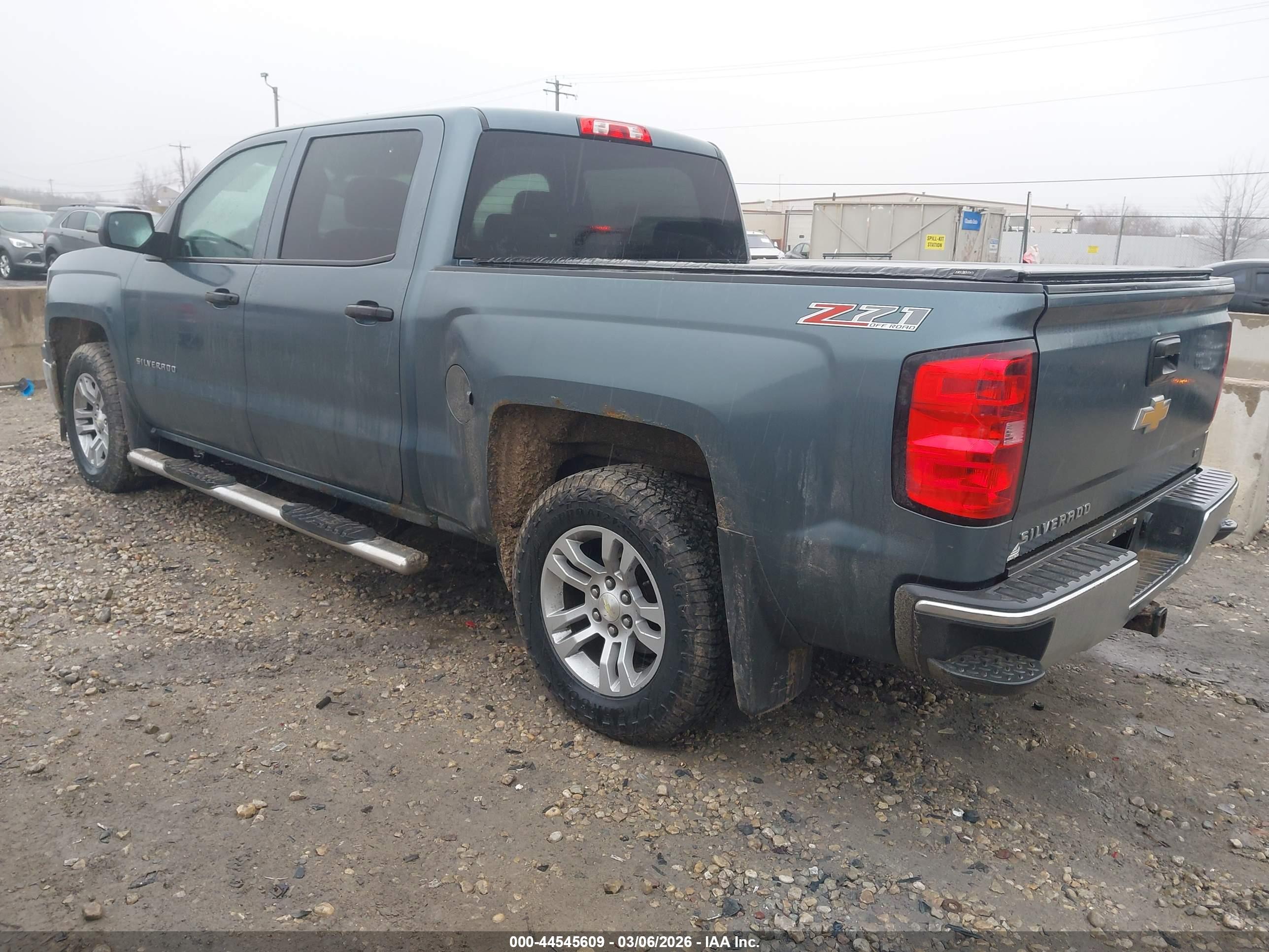 CHEVROLET SILVERADO image 3