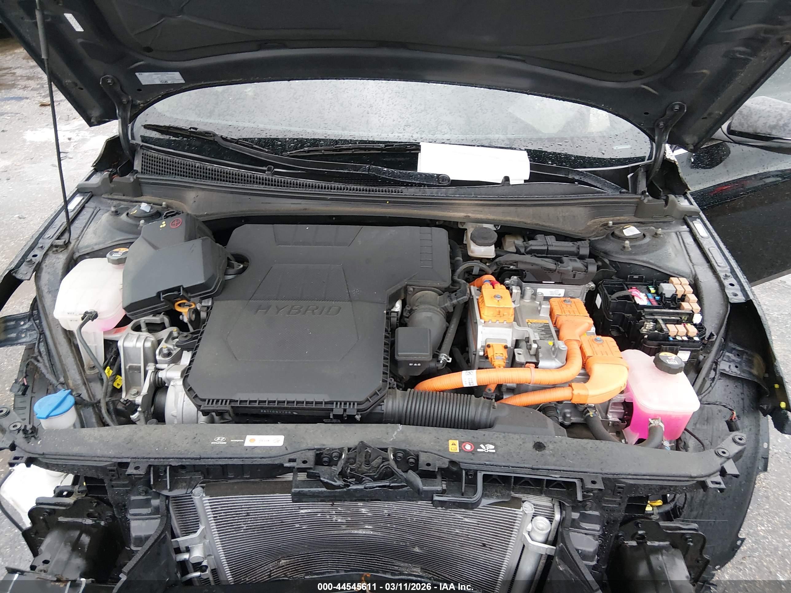 HYUNDAI ELANTRA image 10