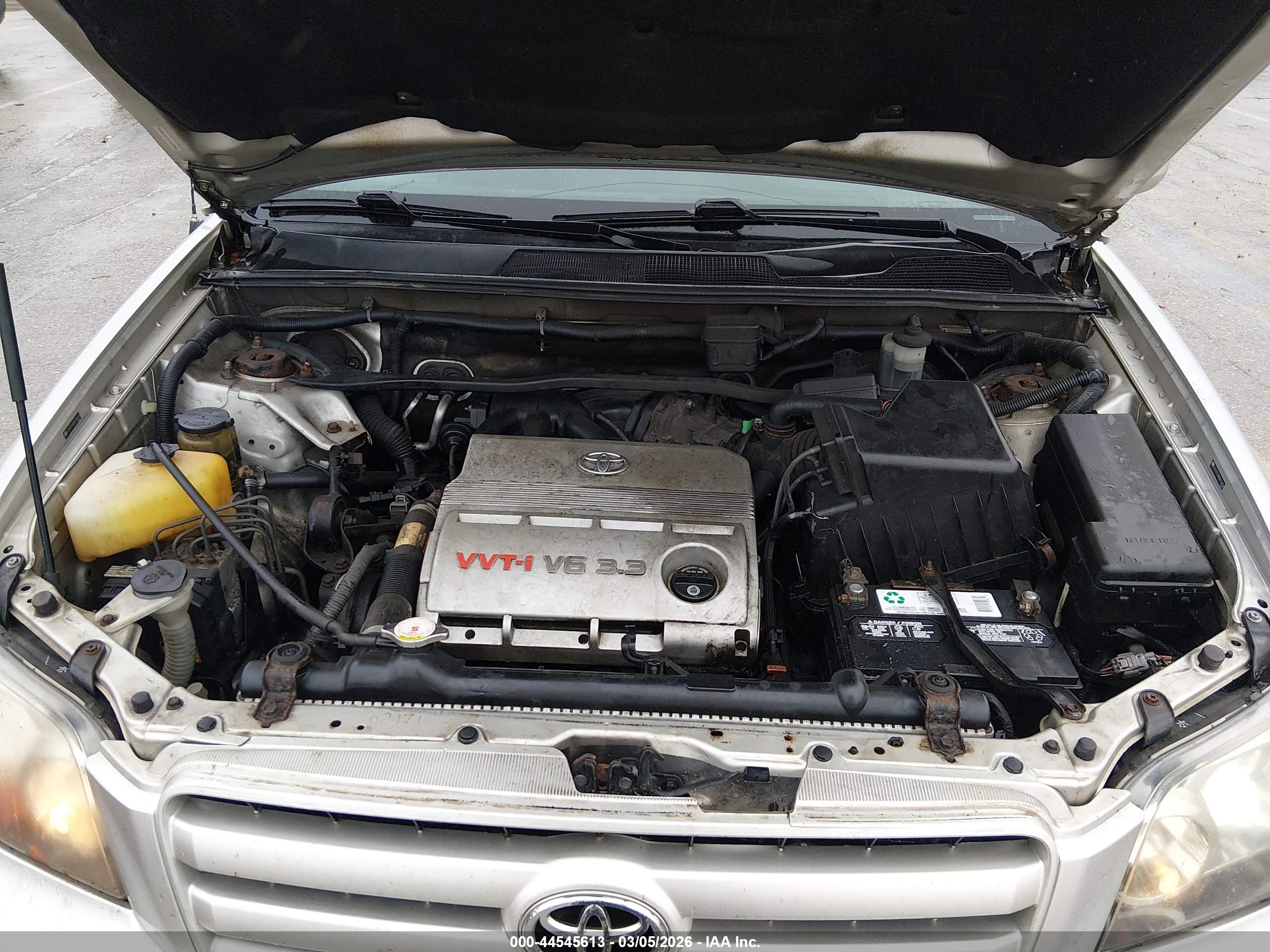 TOYOTA HIGHLANDER image 10