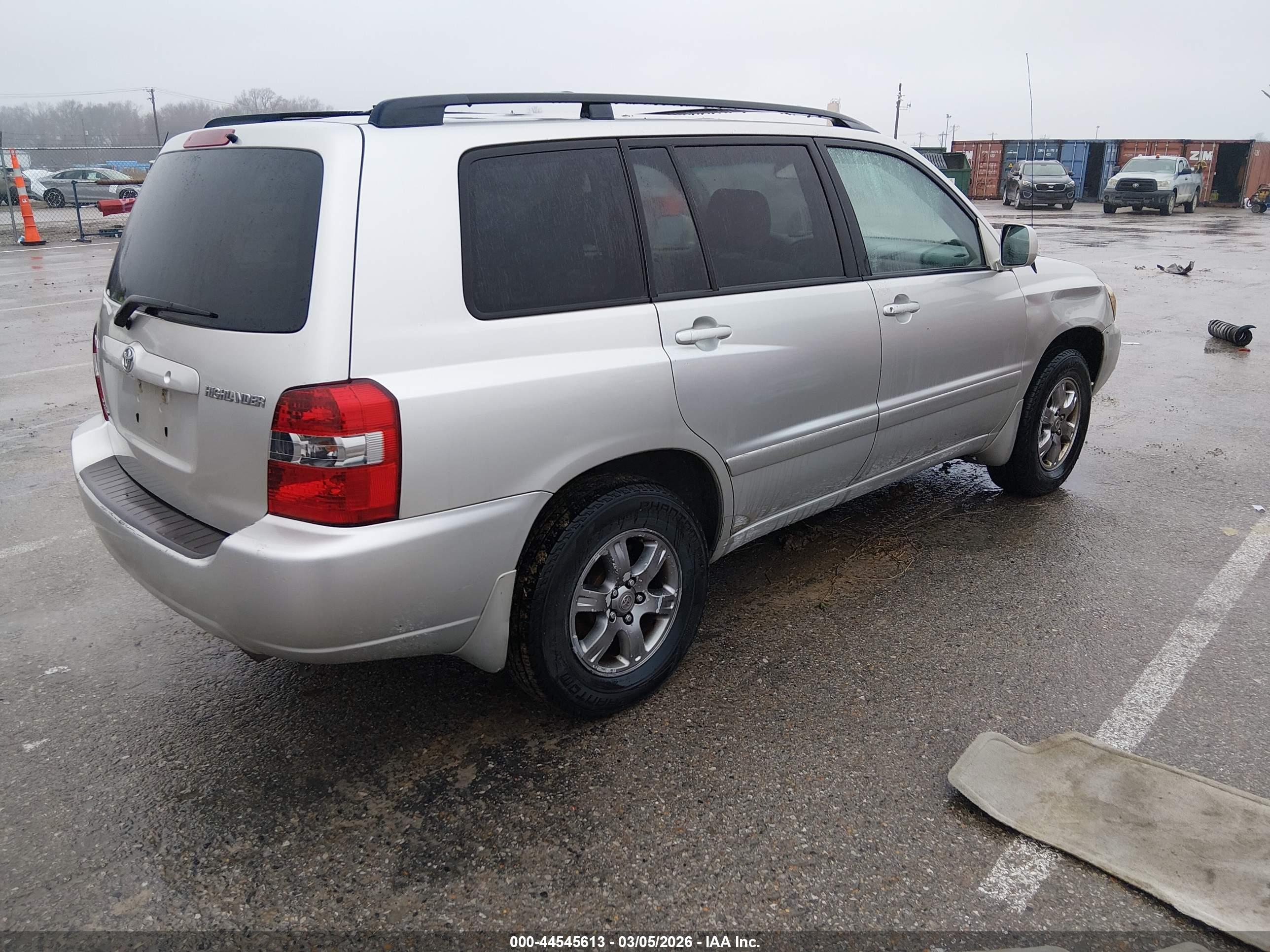 TOYOTA HIGHLANDER image 4