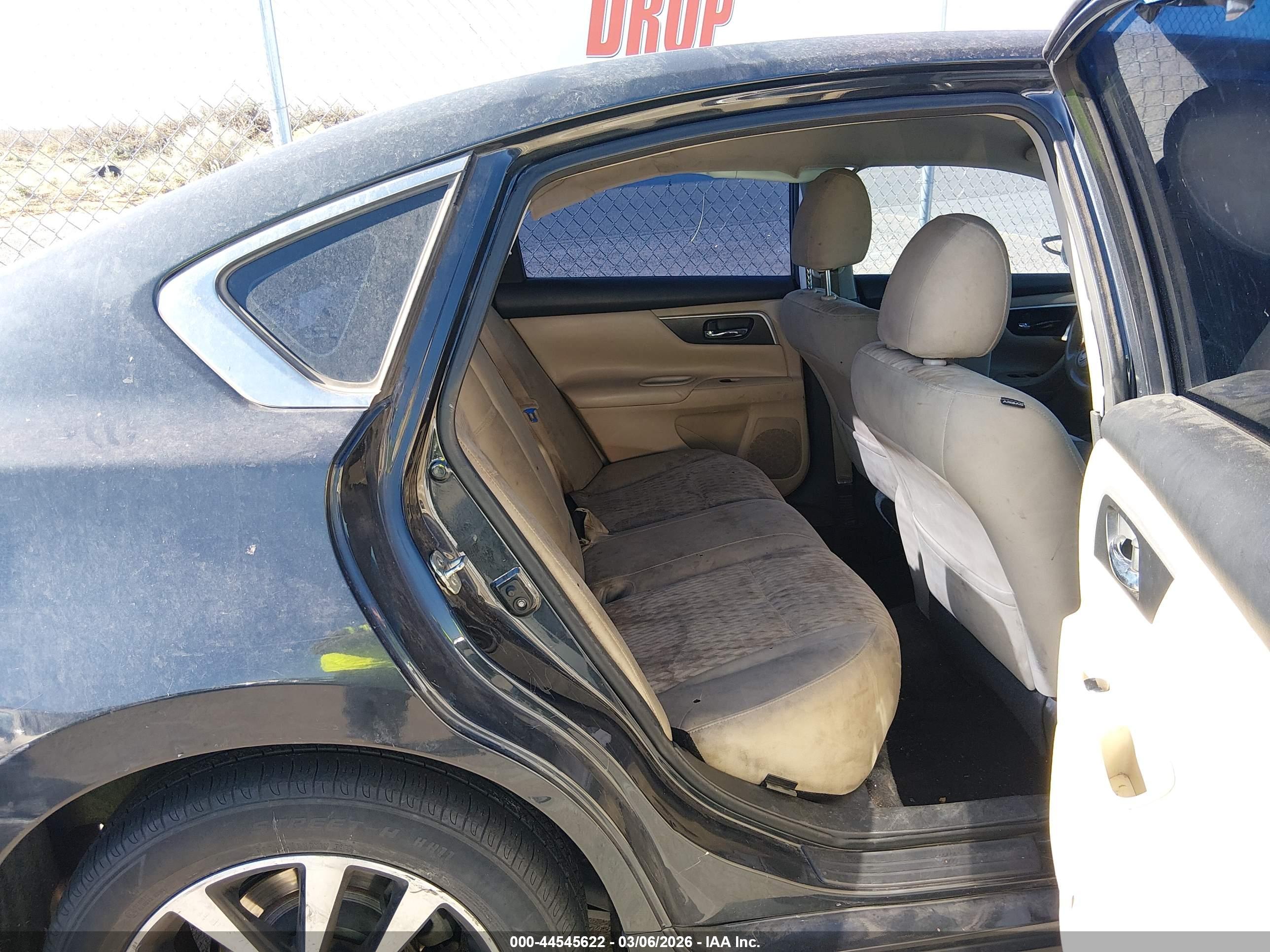 NISSAN ALTIMA image 8