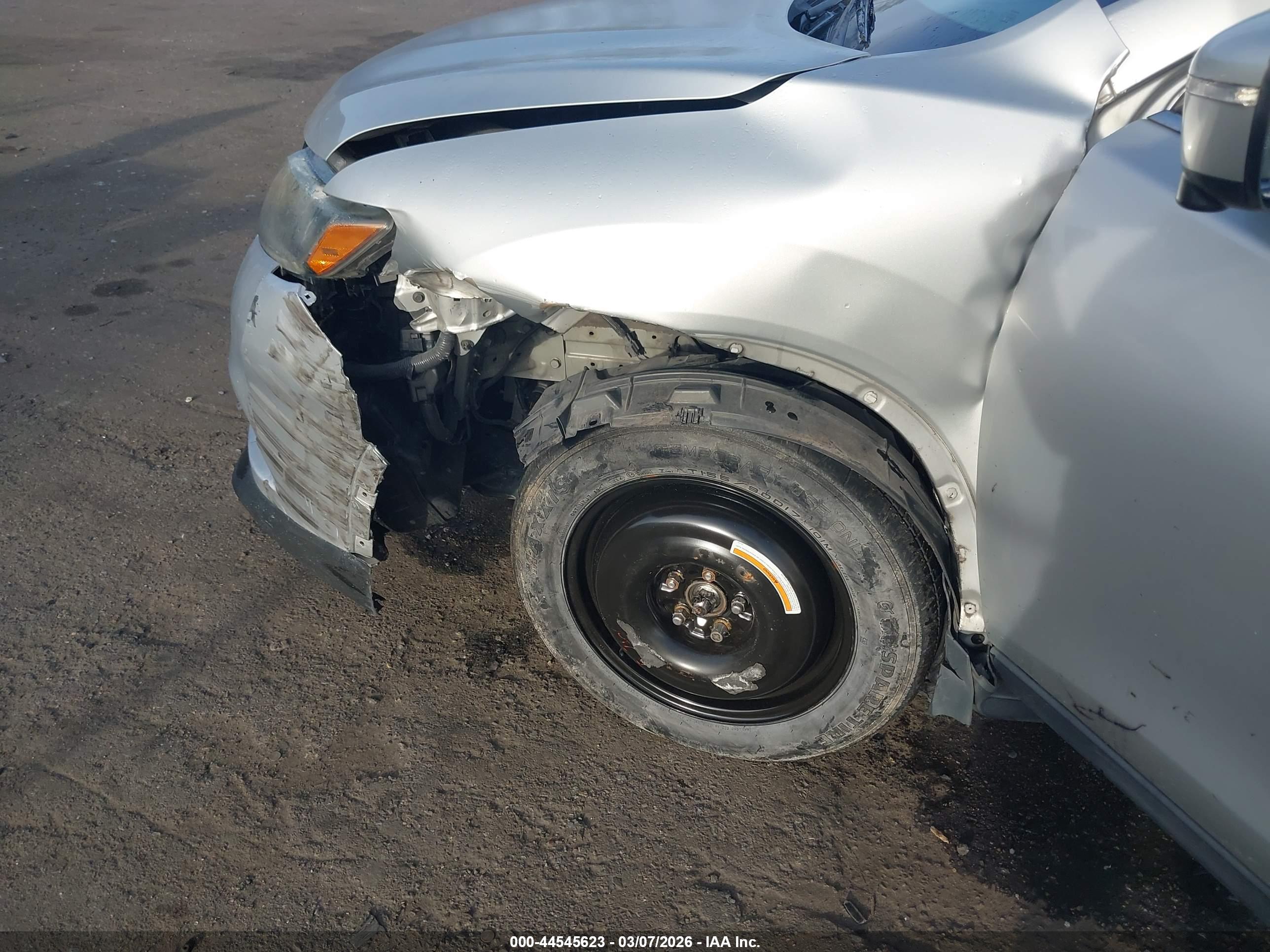 NISSAN ROGUE image 6
