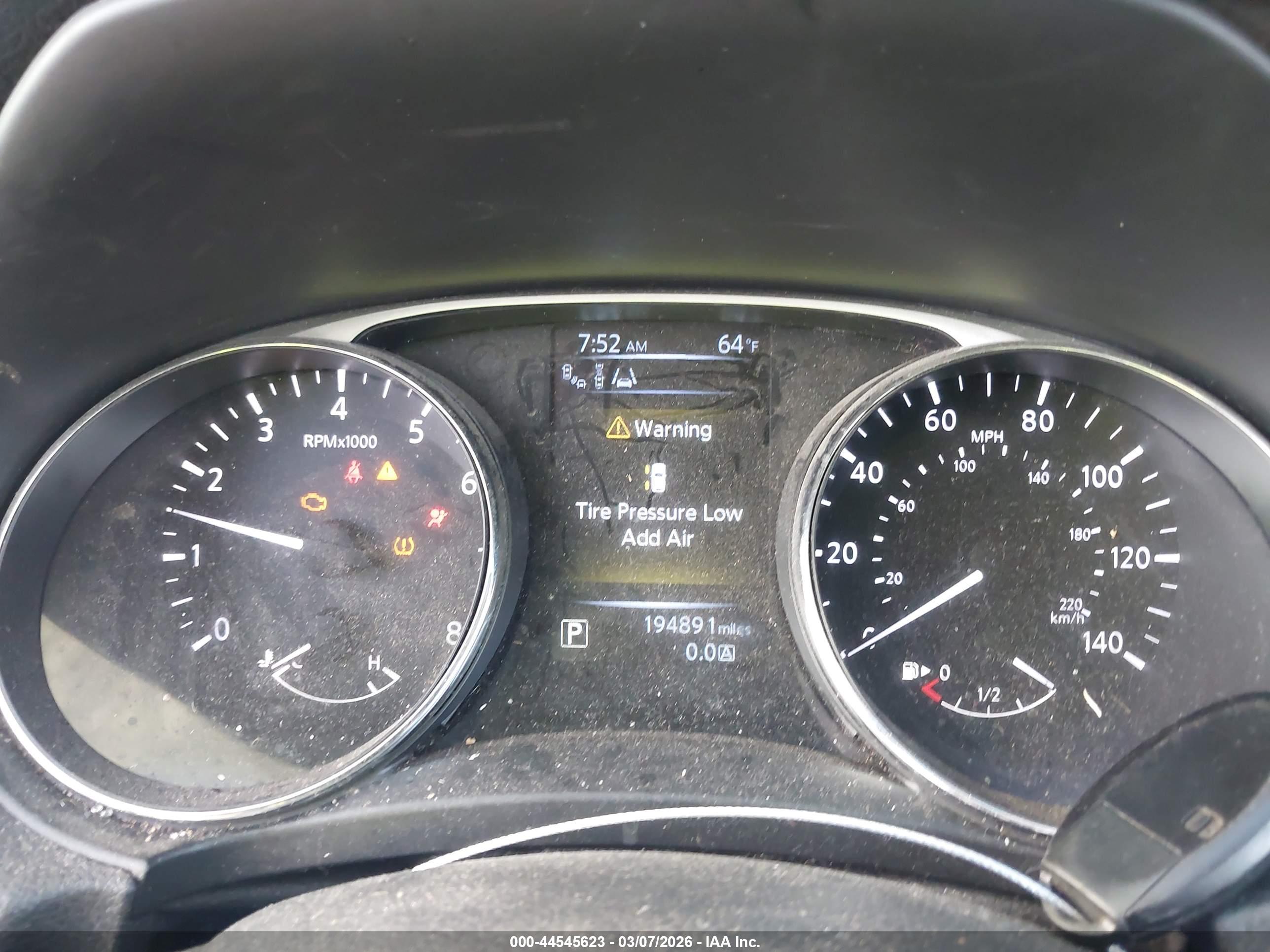 NISSAN ROGUE image 7