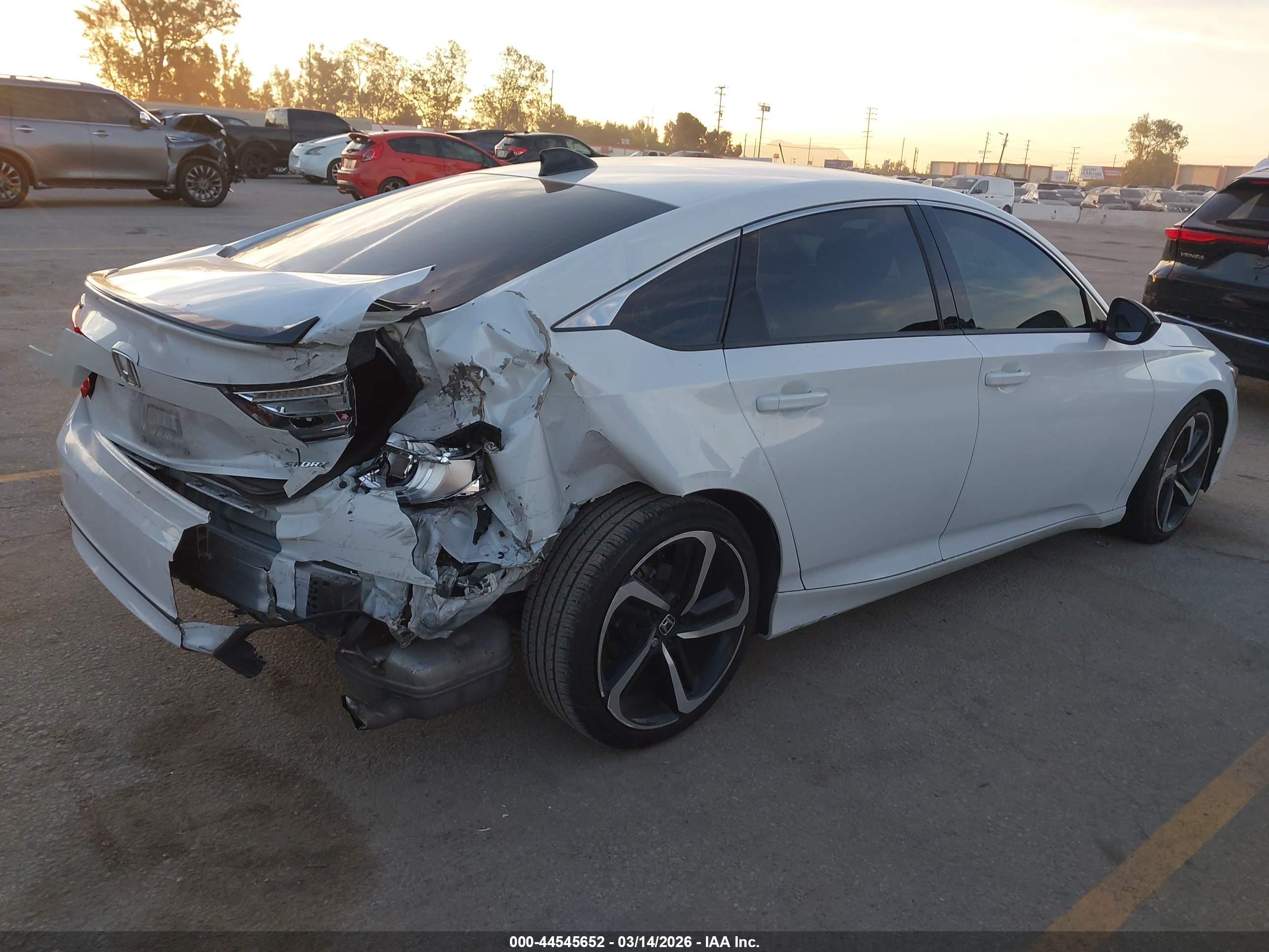 HONDA ACCORD image 4
