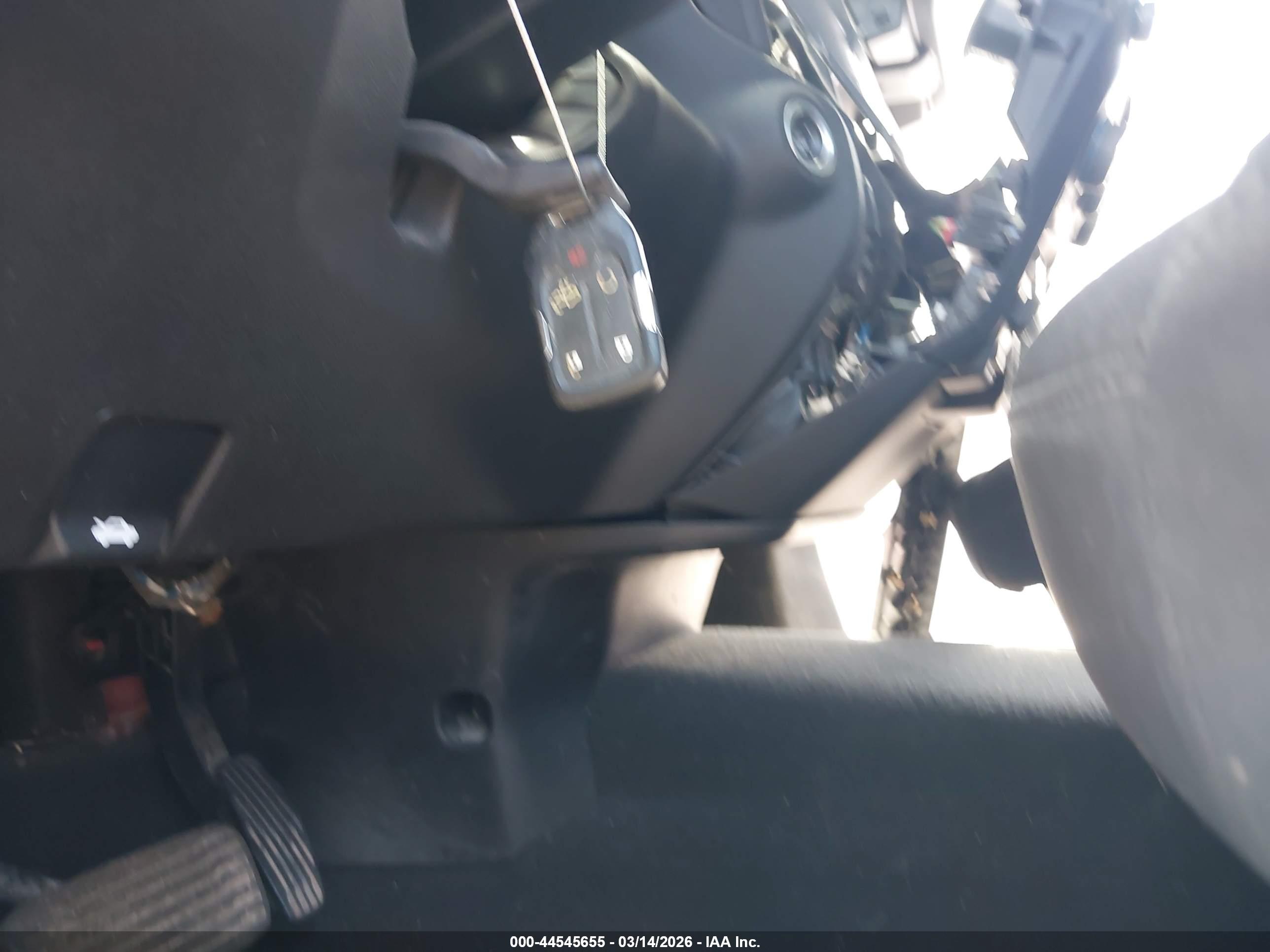 CHEVROLET SILVERADO image 11