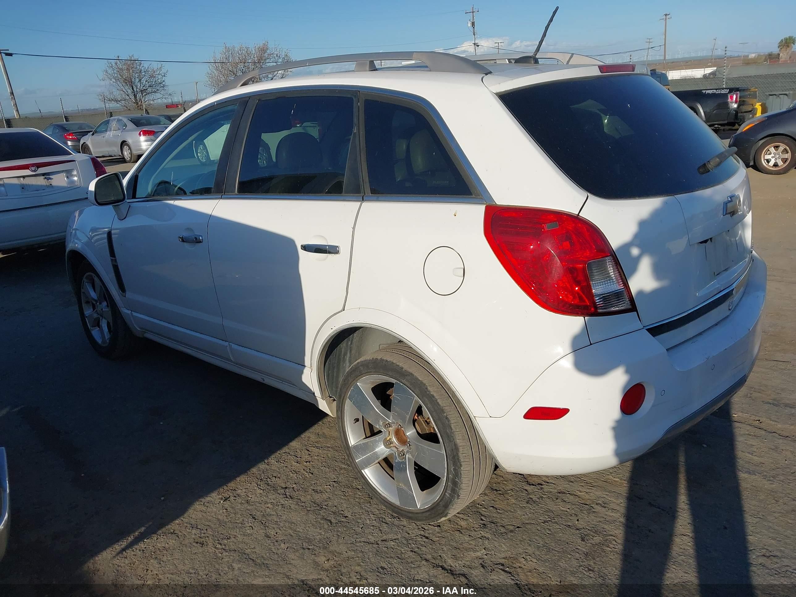 CHEVROLET CAPTIVA image 3