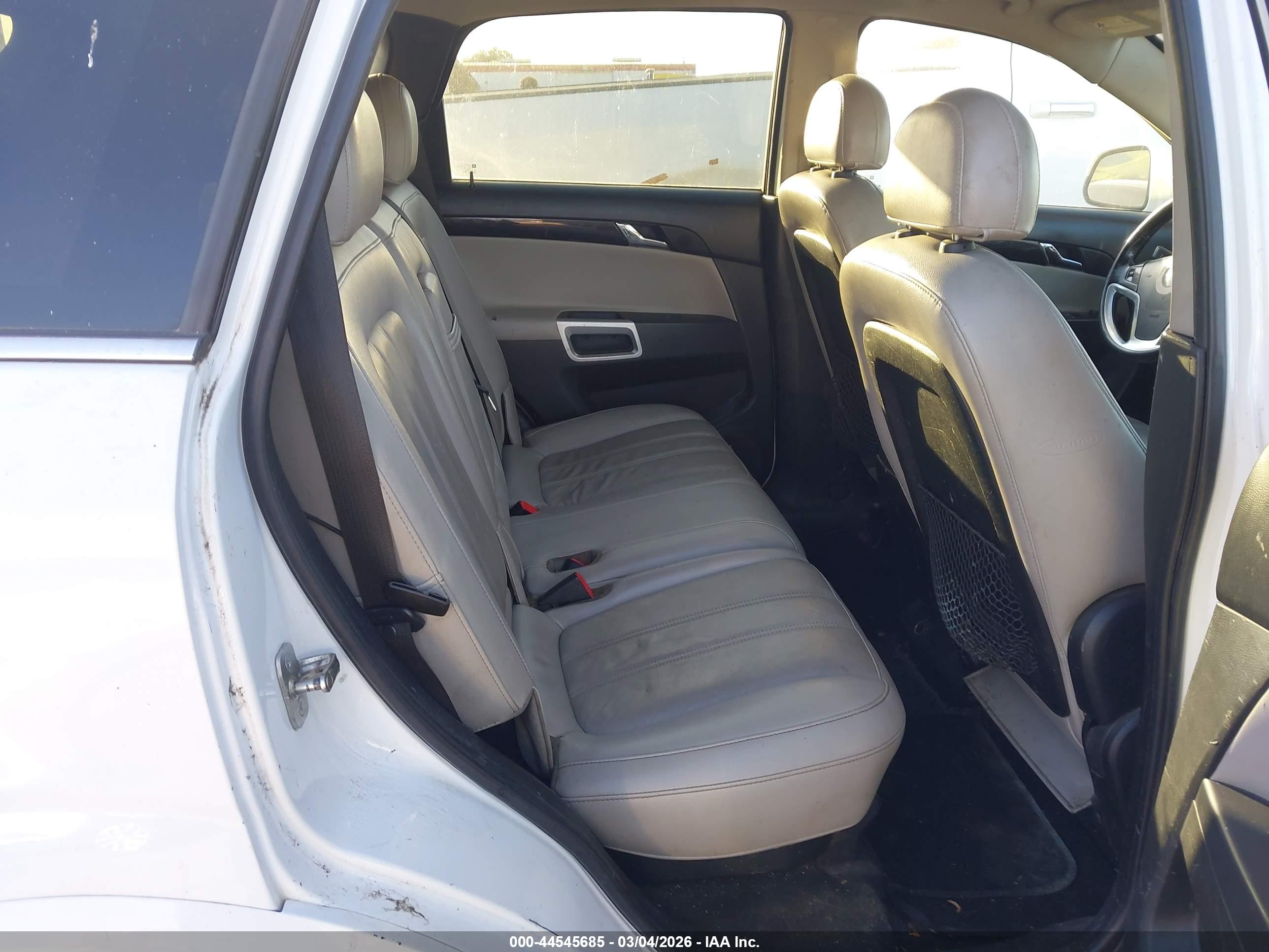 CHEVROLET CAPTIVA image 8