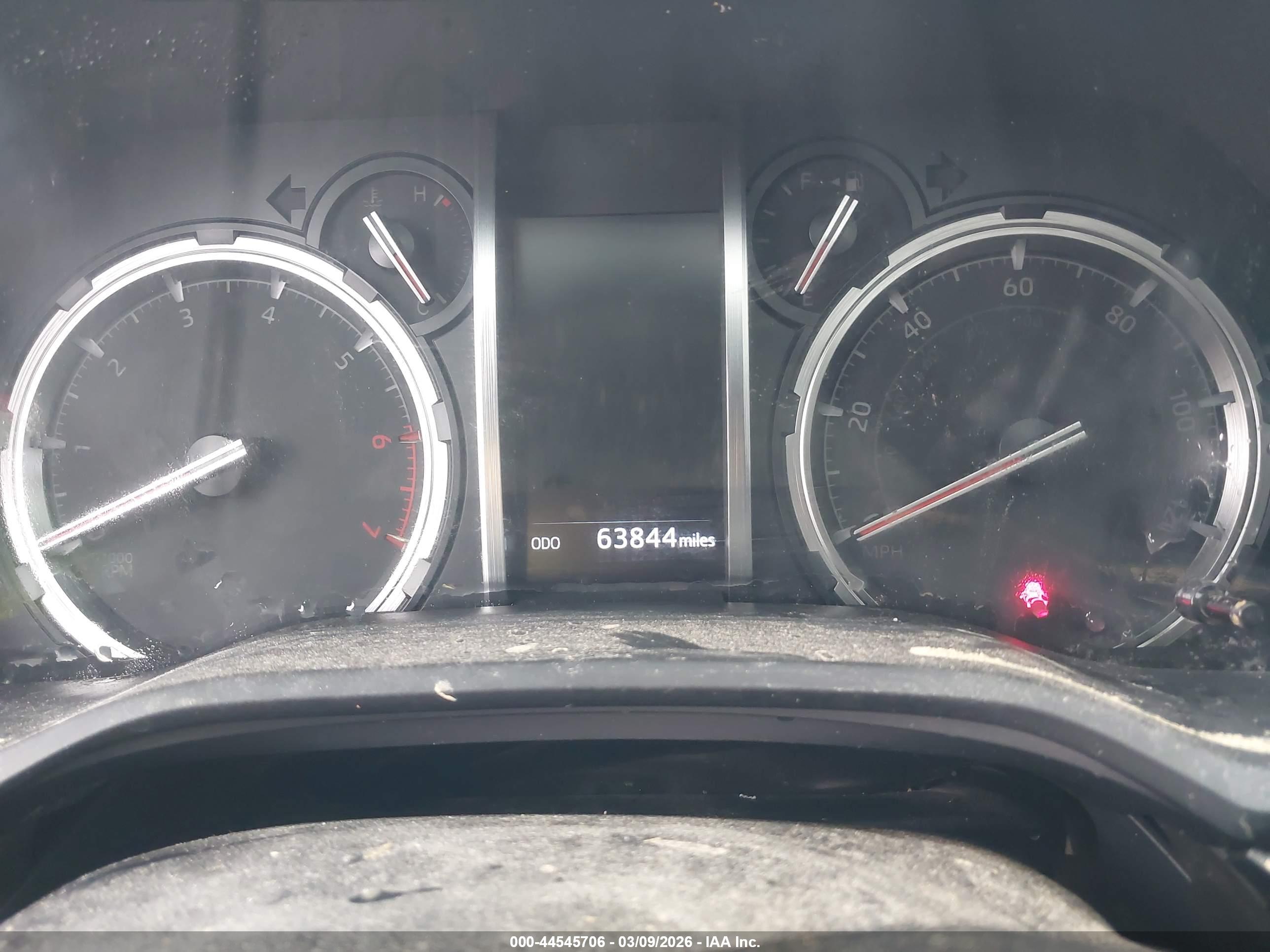 TOYOTA 4RUNNER image 7