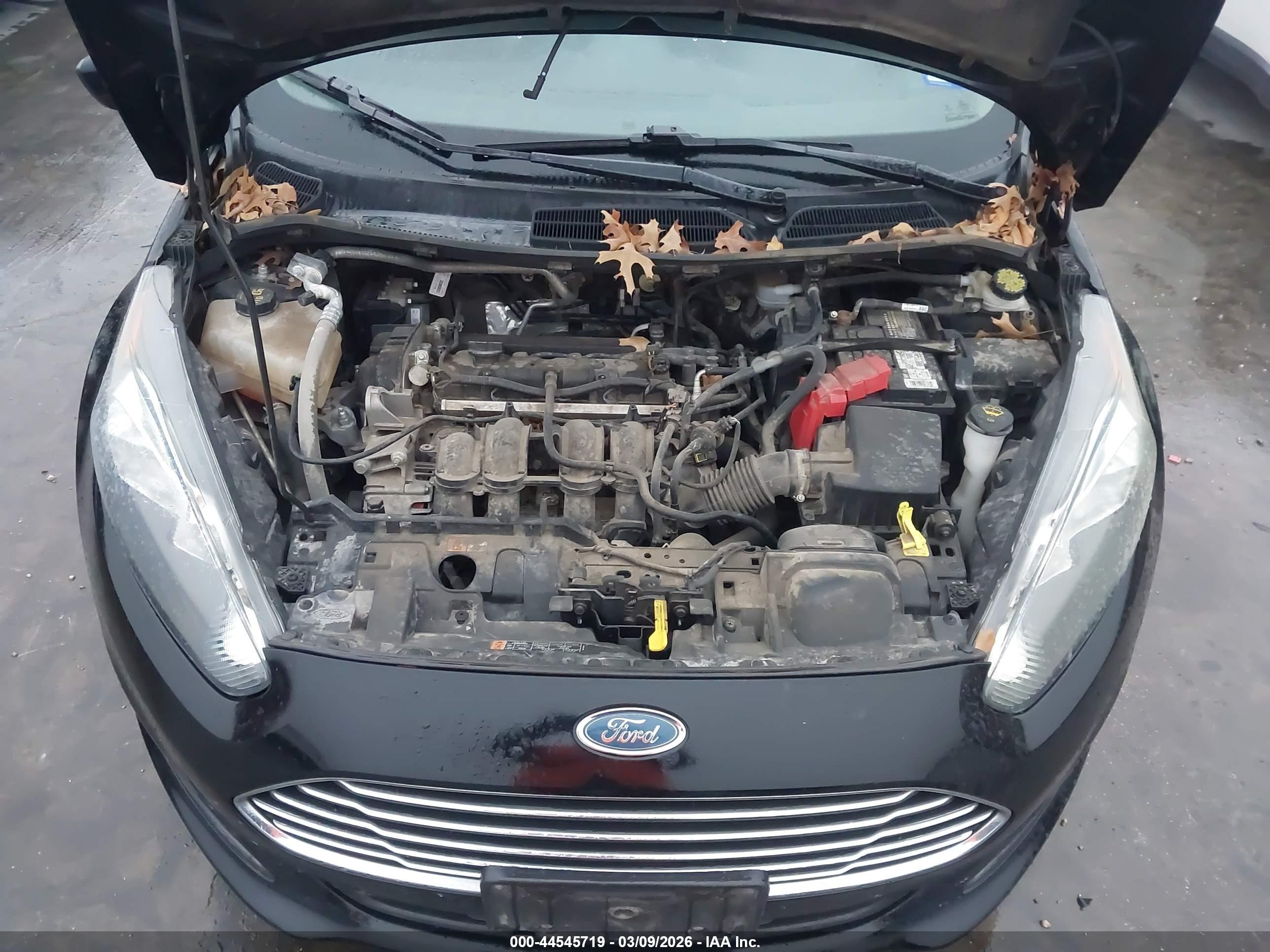 FORD FIESTA image 10