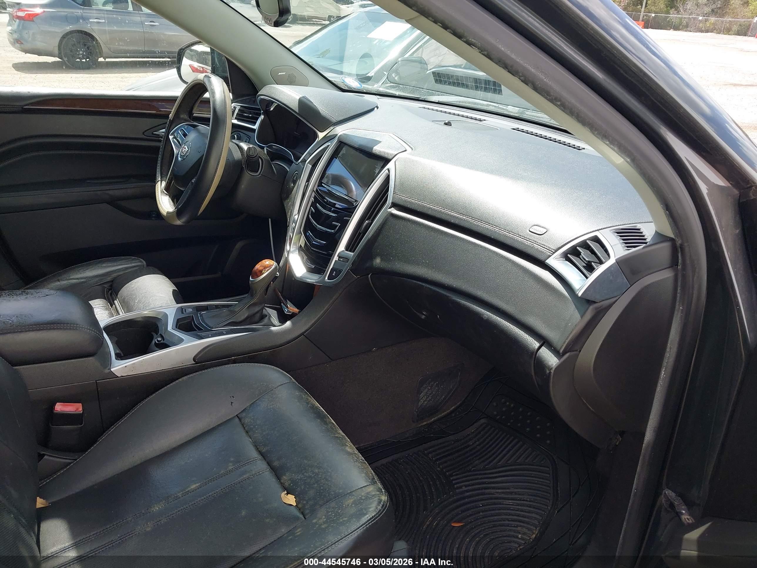 CADILLAC SRX image 5