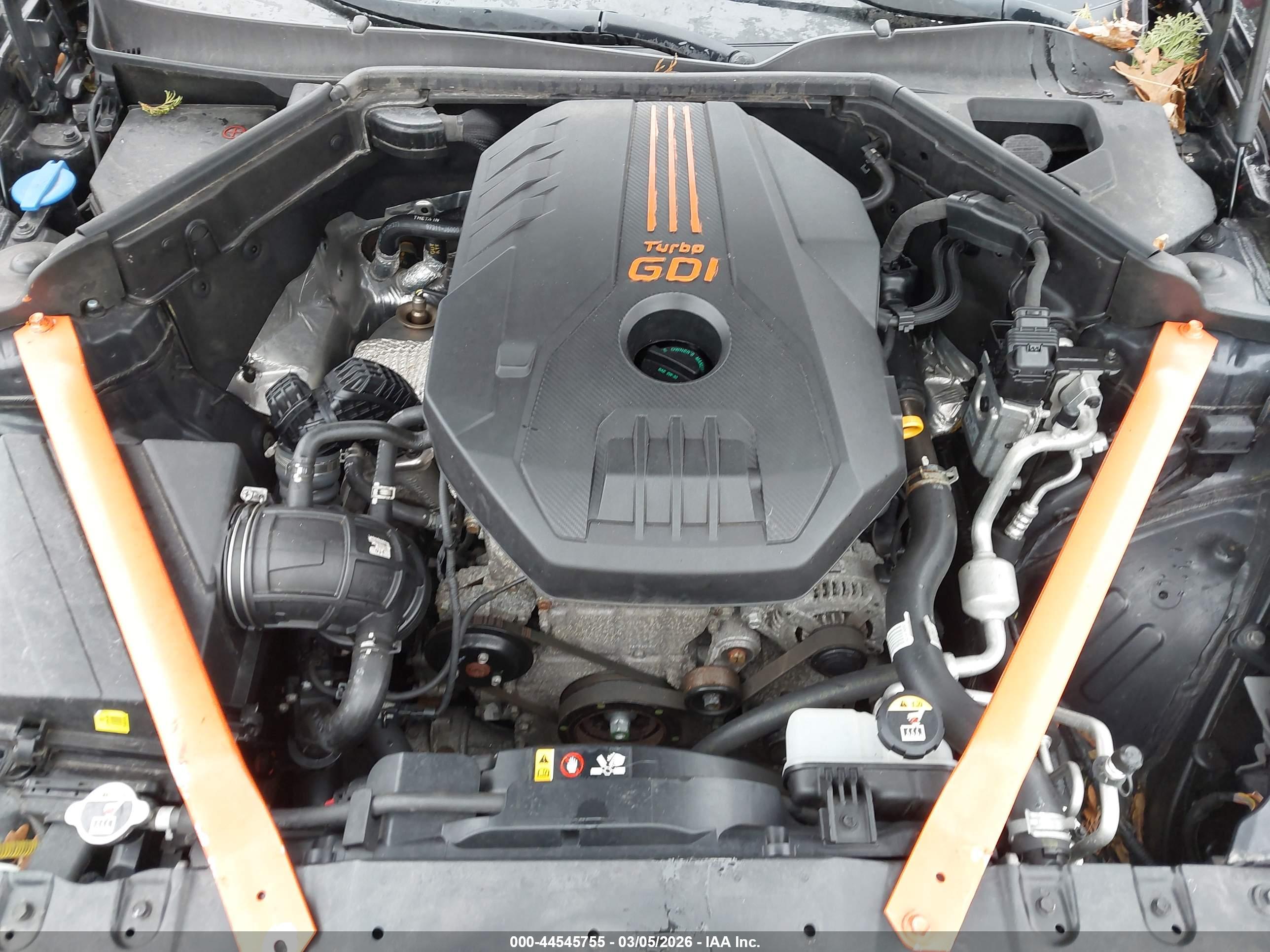 KIA STINGER image 10