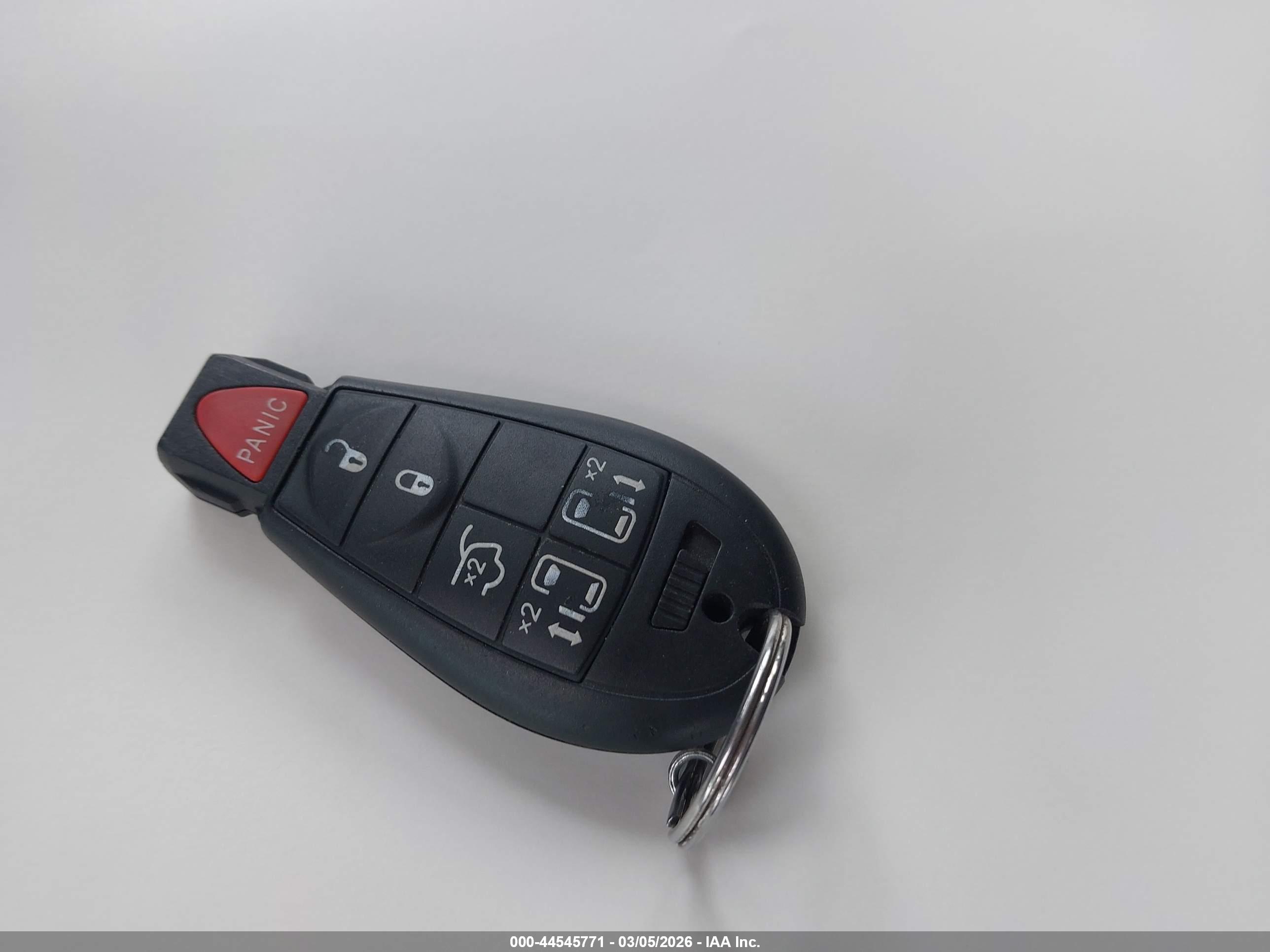 CHRYSLER TOWN image 11