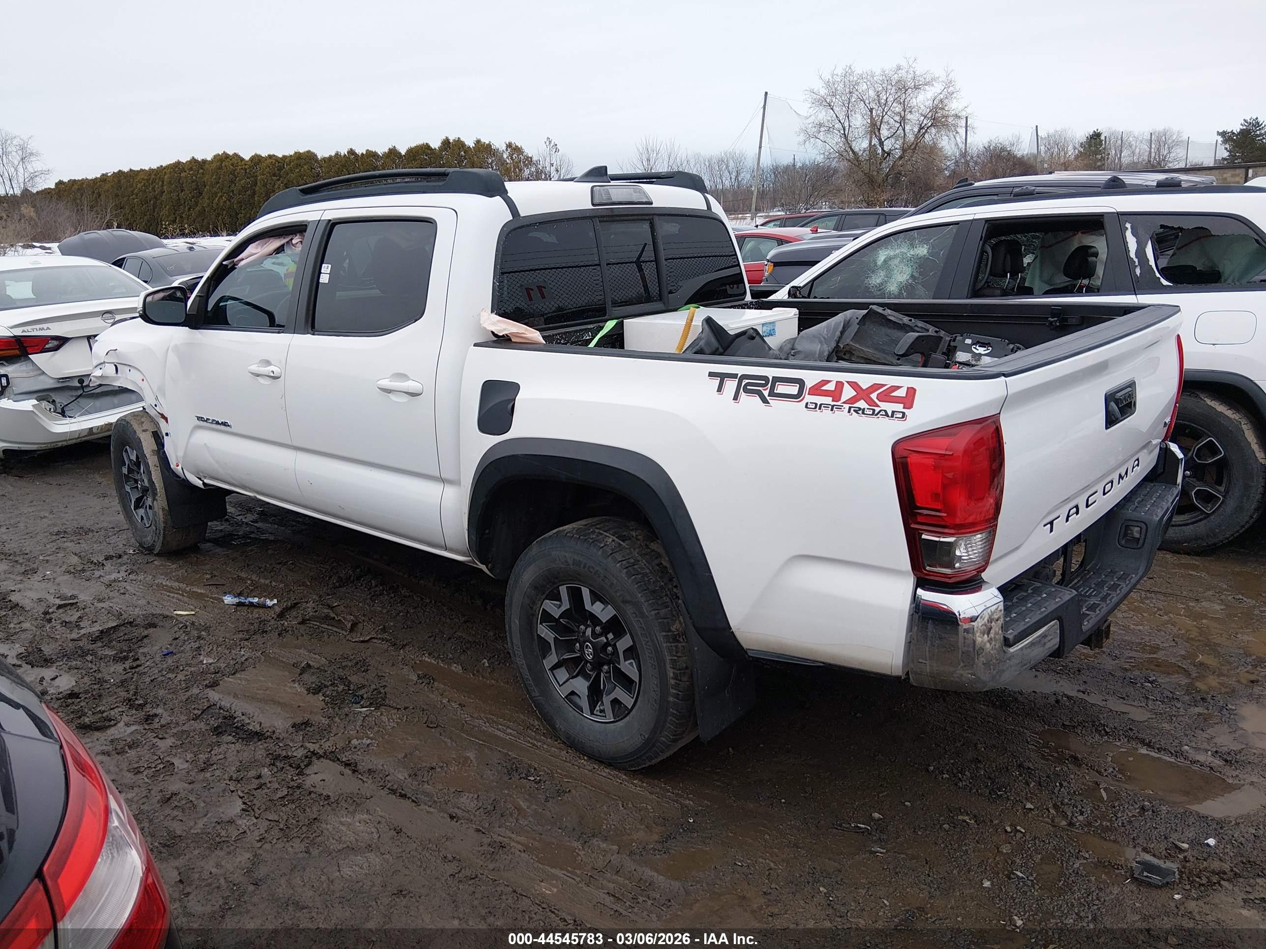 TOYOTA TACOMA image 3