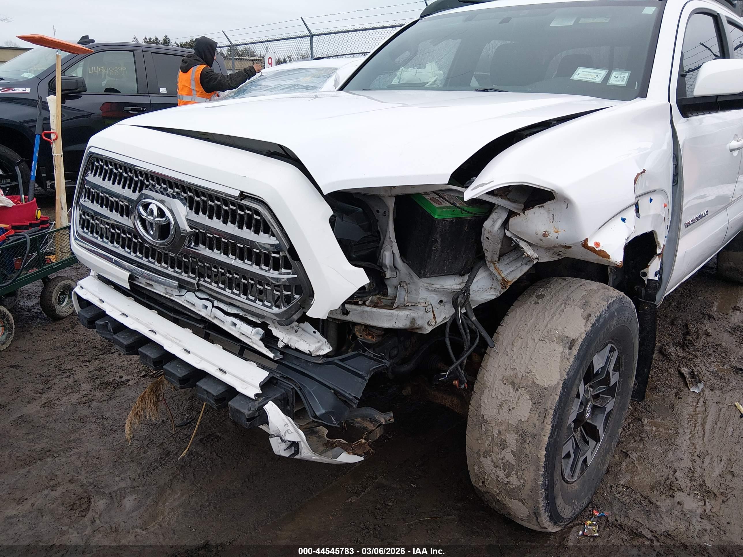 TOYOTA TACOMA image 6