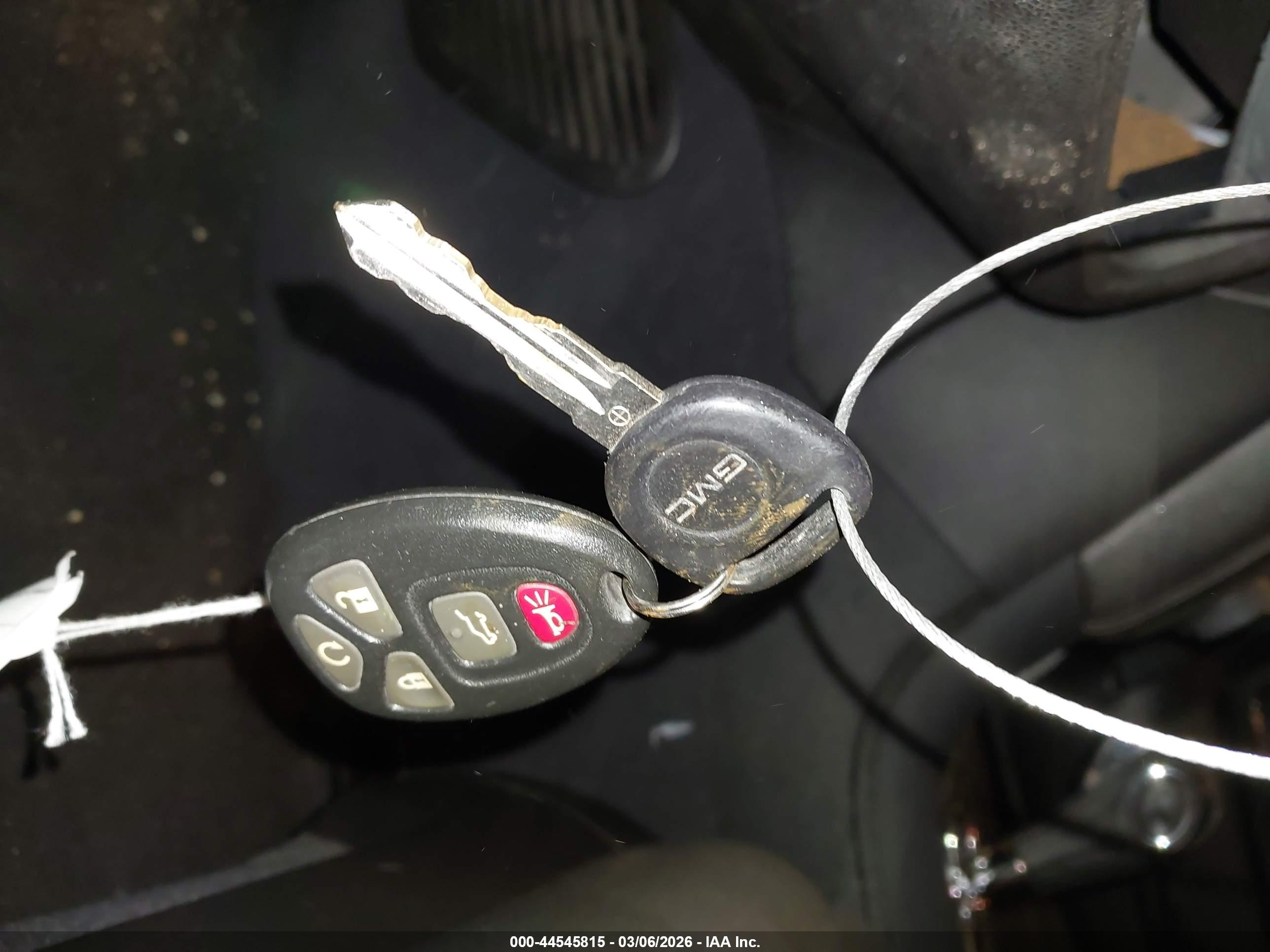 GMC ACADIA image 11