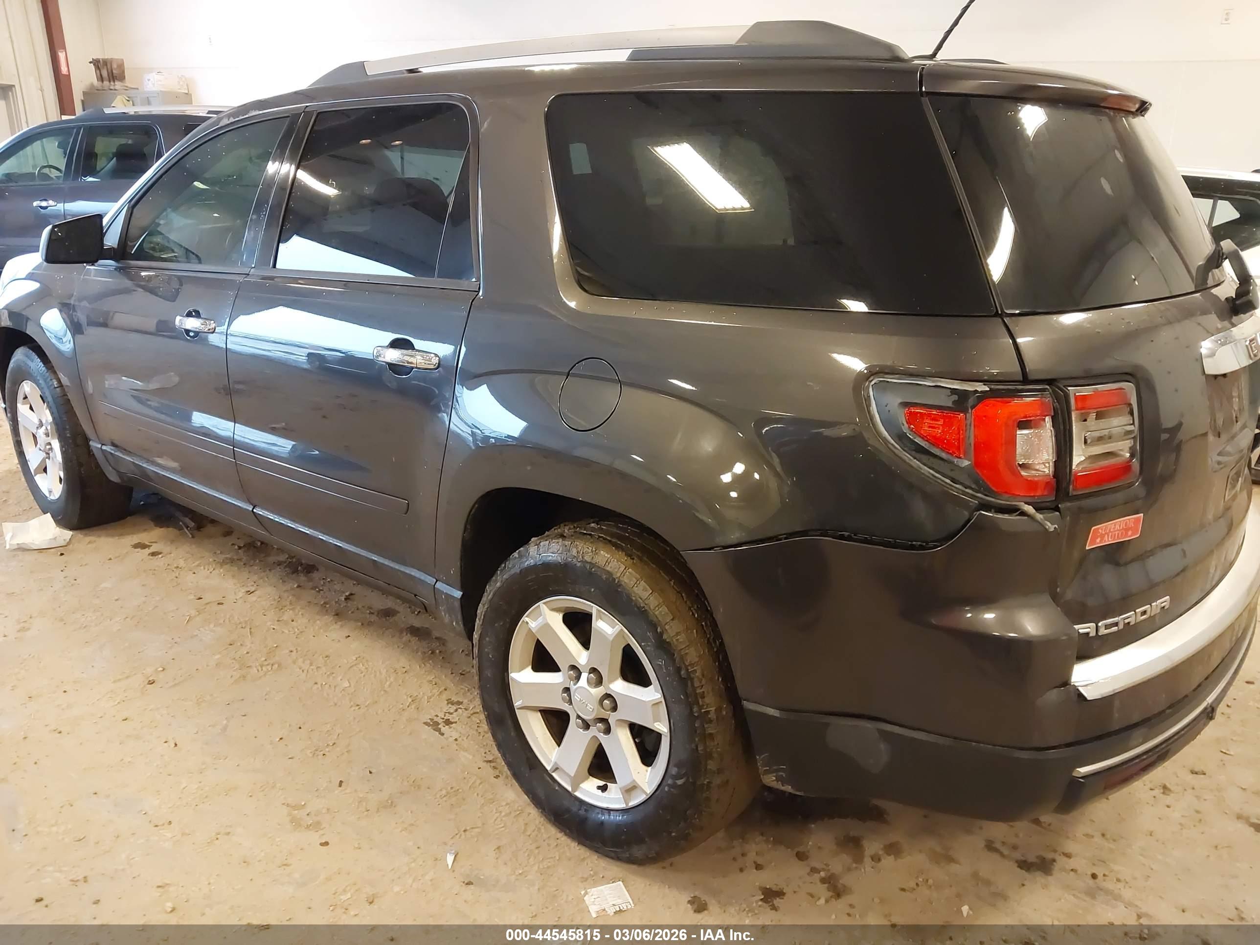 GMC ACADIA image 3