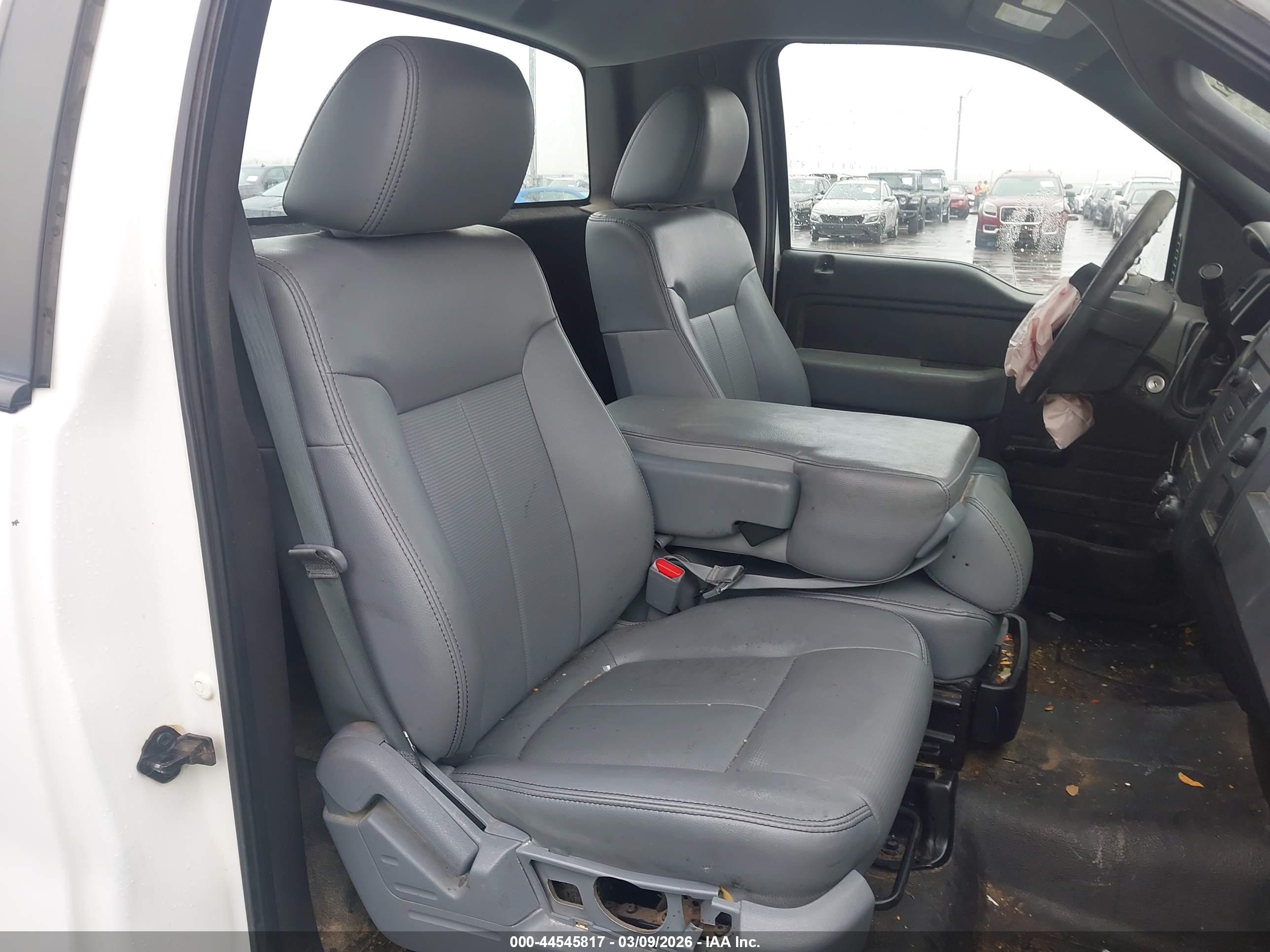FORD F-150 image 8