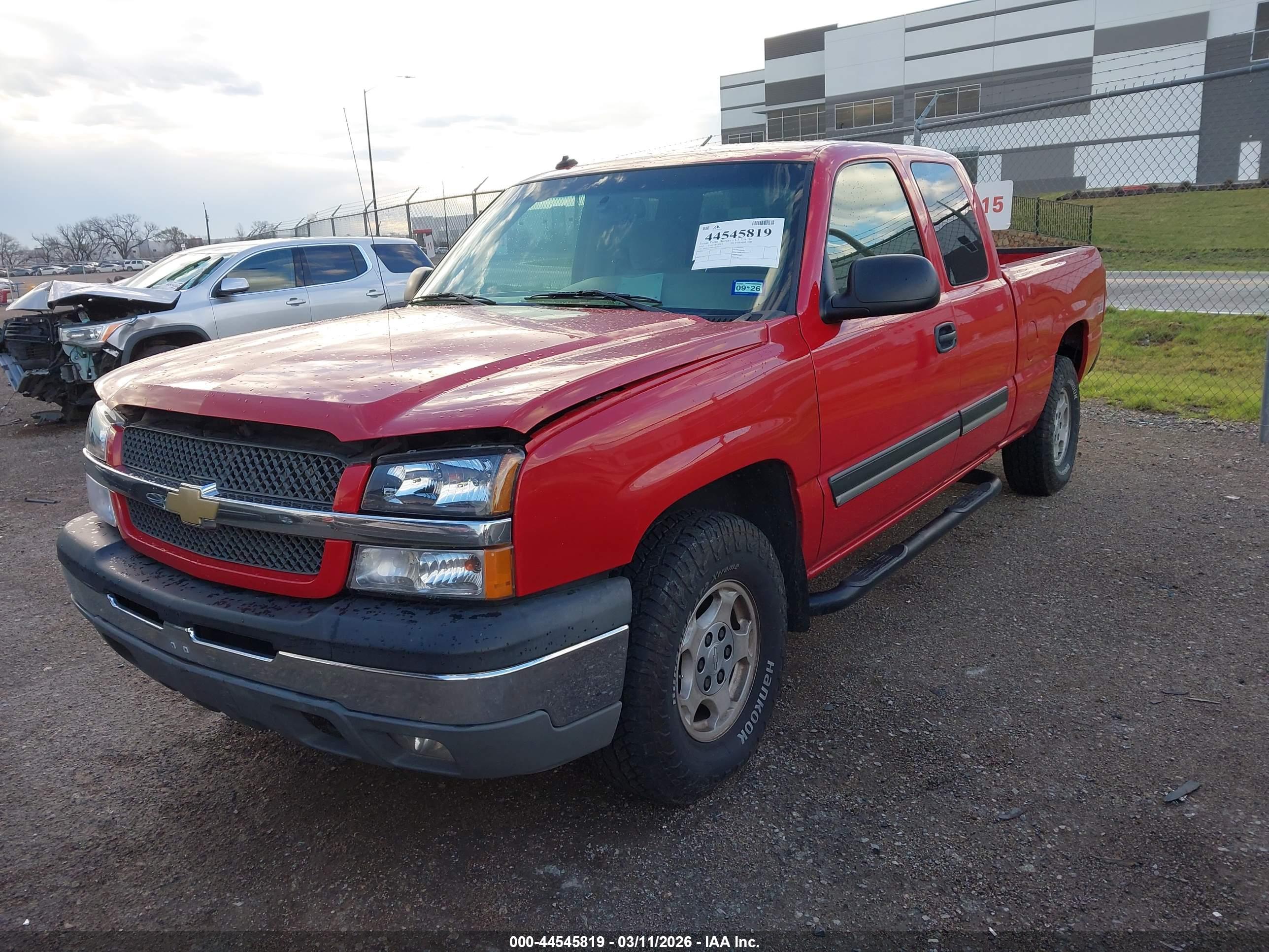 CHEVROLET SILVERADO image 2