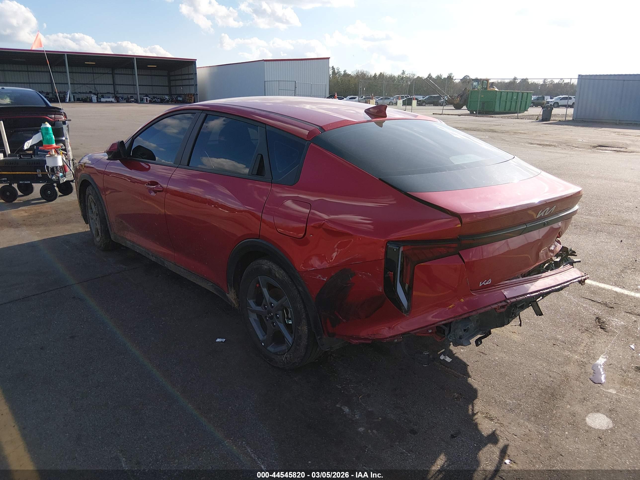 KIA K4 image 3