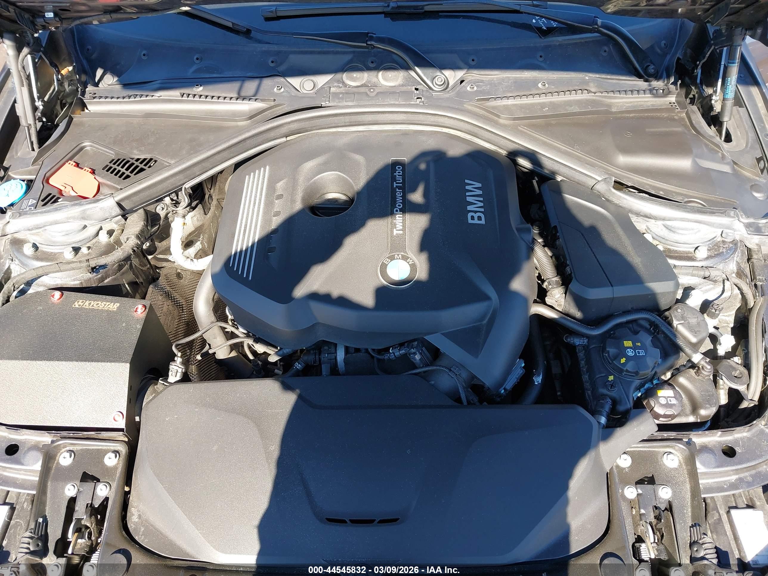 BMW 330I image 10