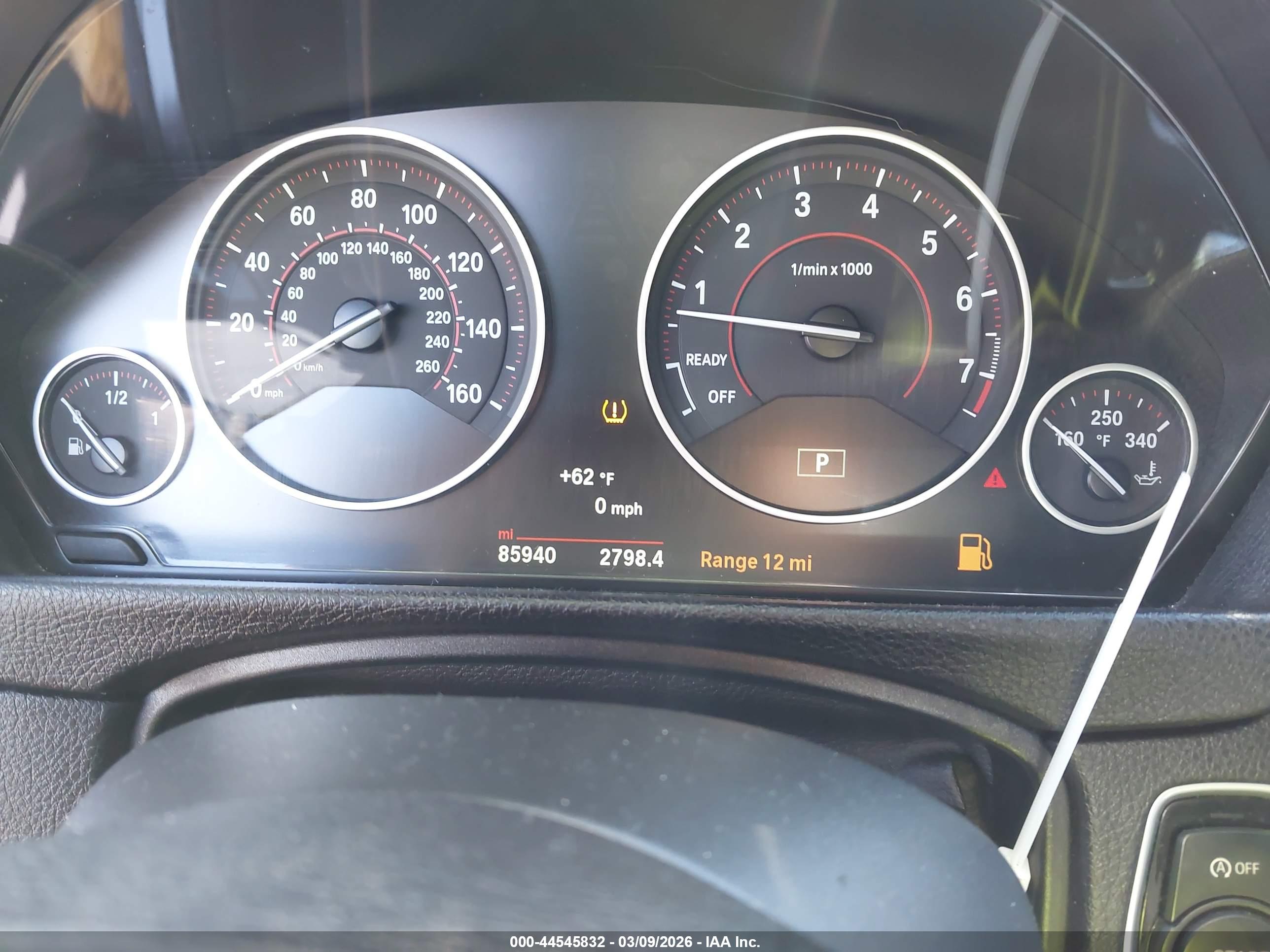 BMW 330I image 7